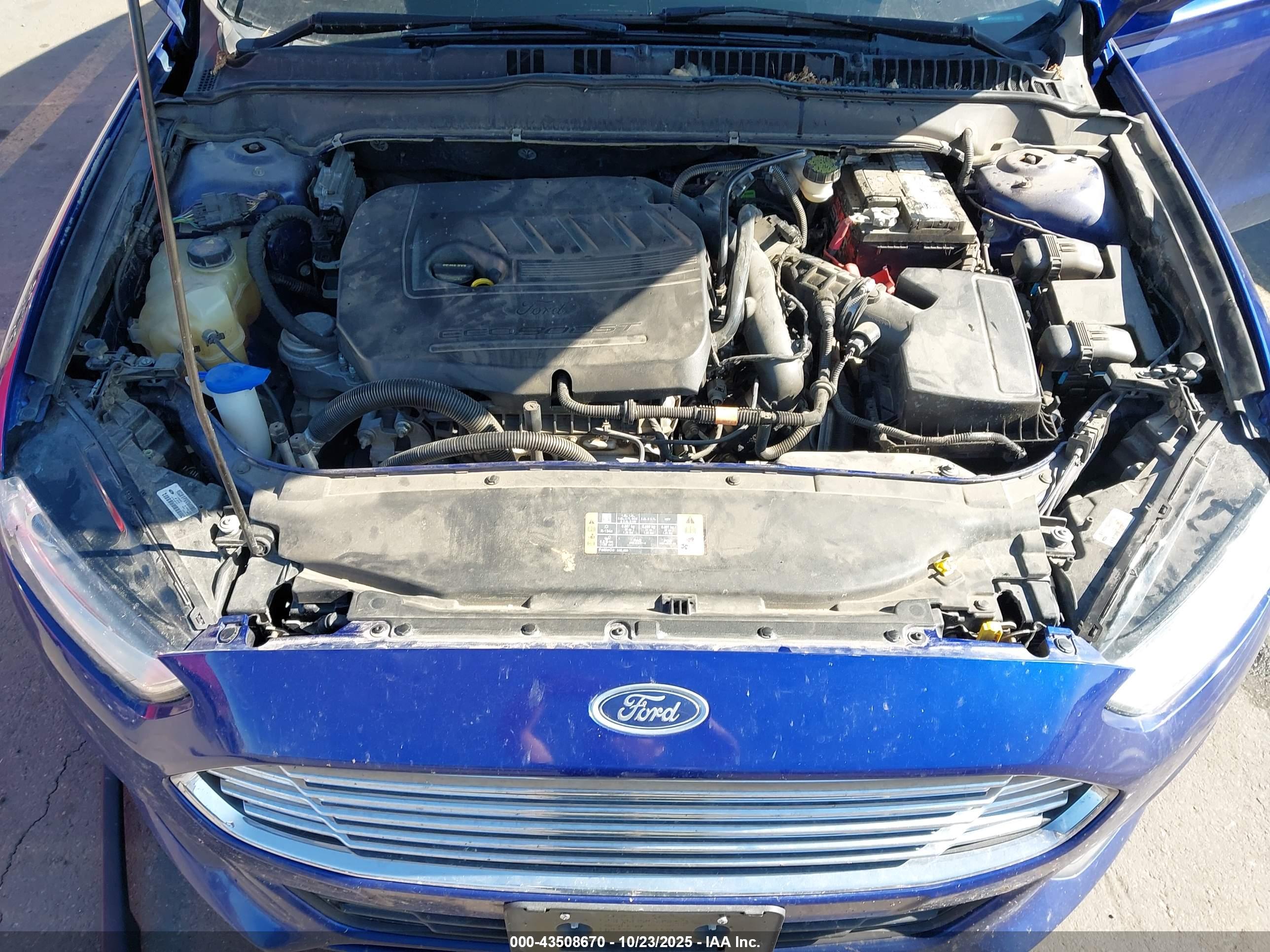 FORD FUSION image 10