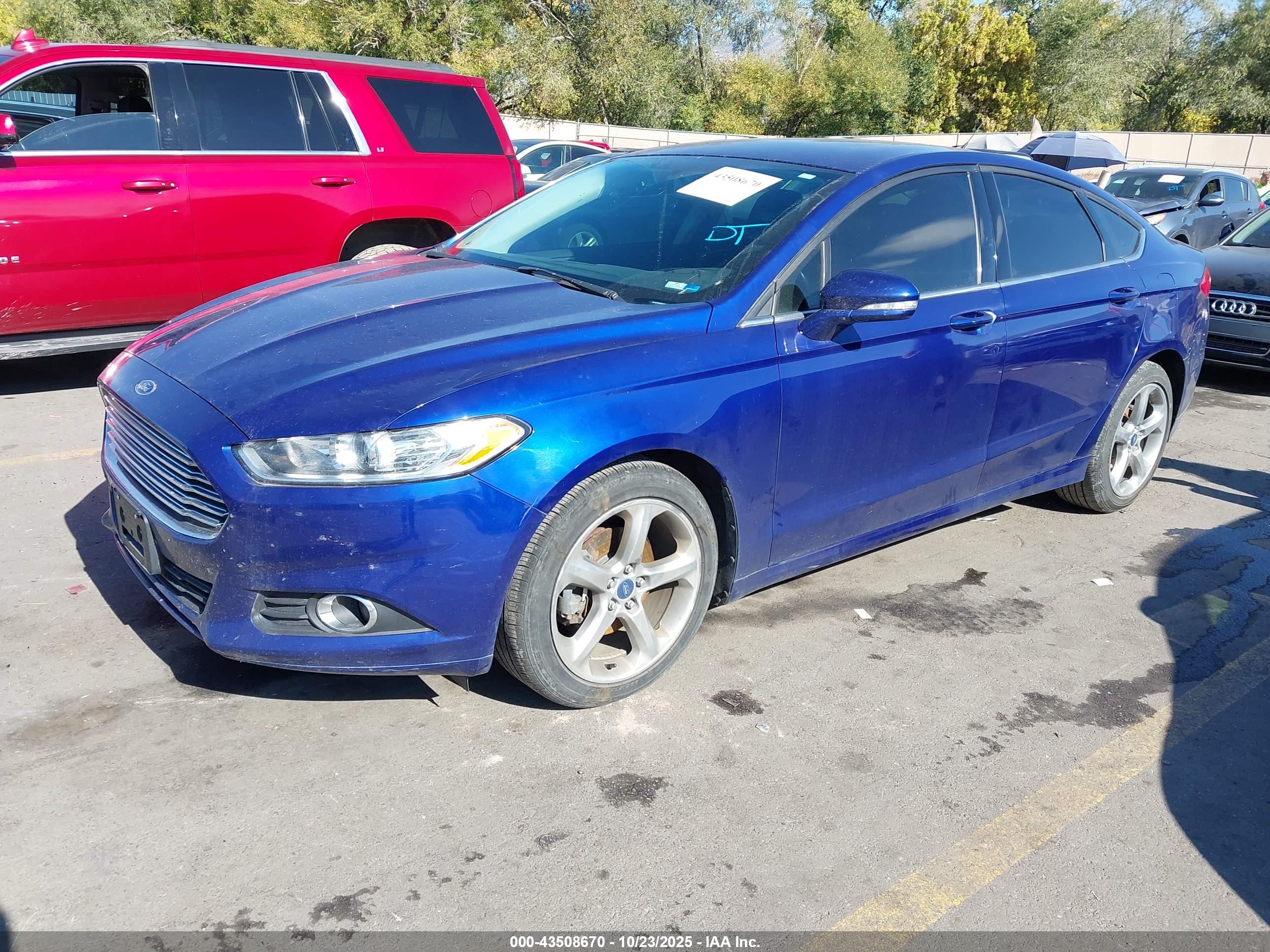 FORD FUSION image 2
