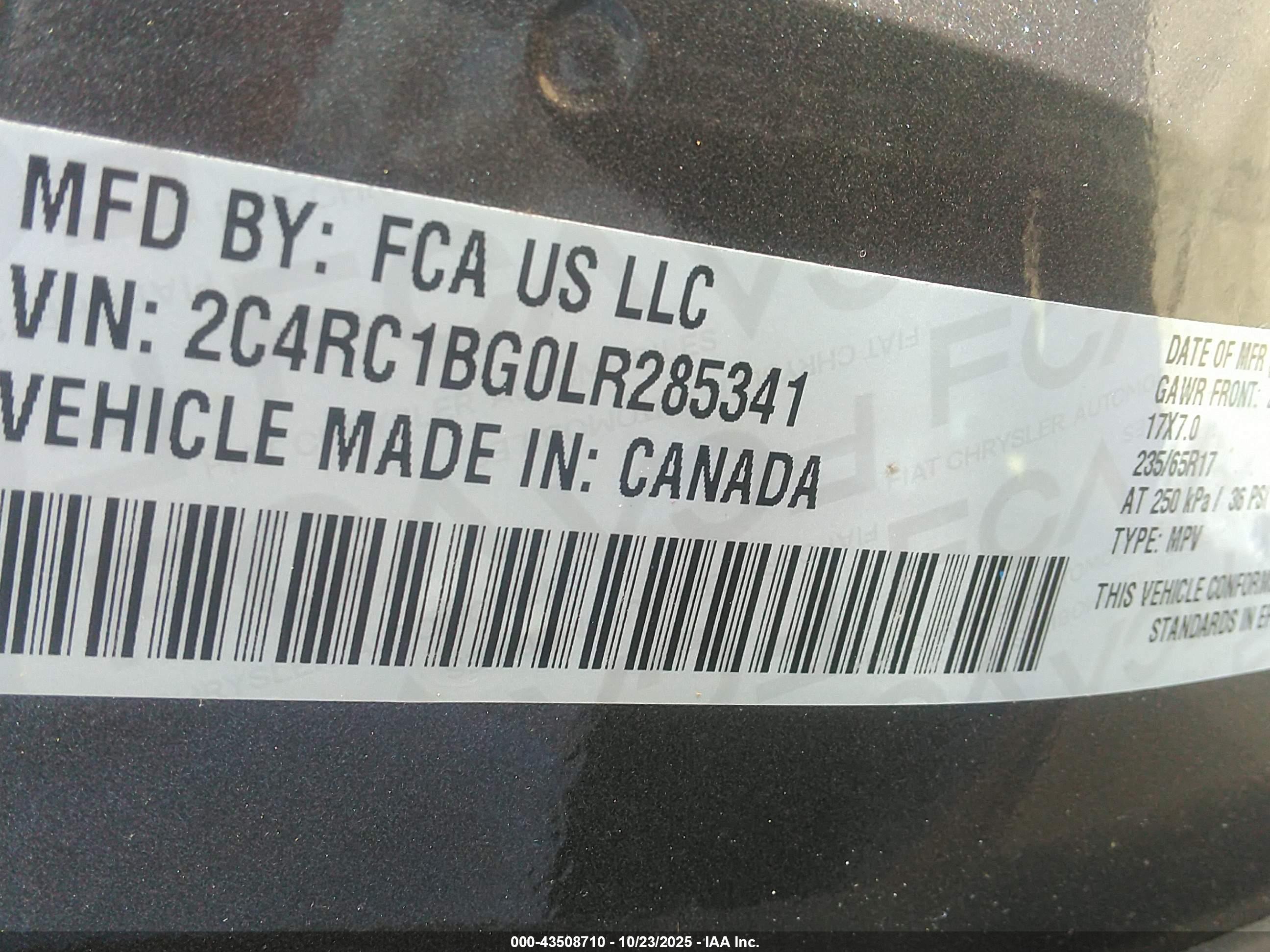 CHRYSLER PACIFICA image 9
