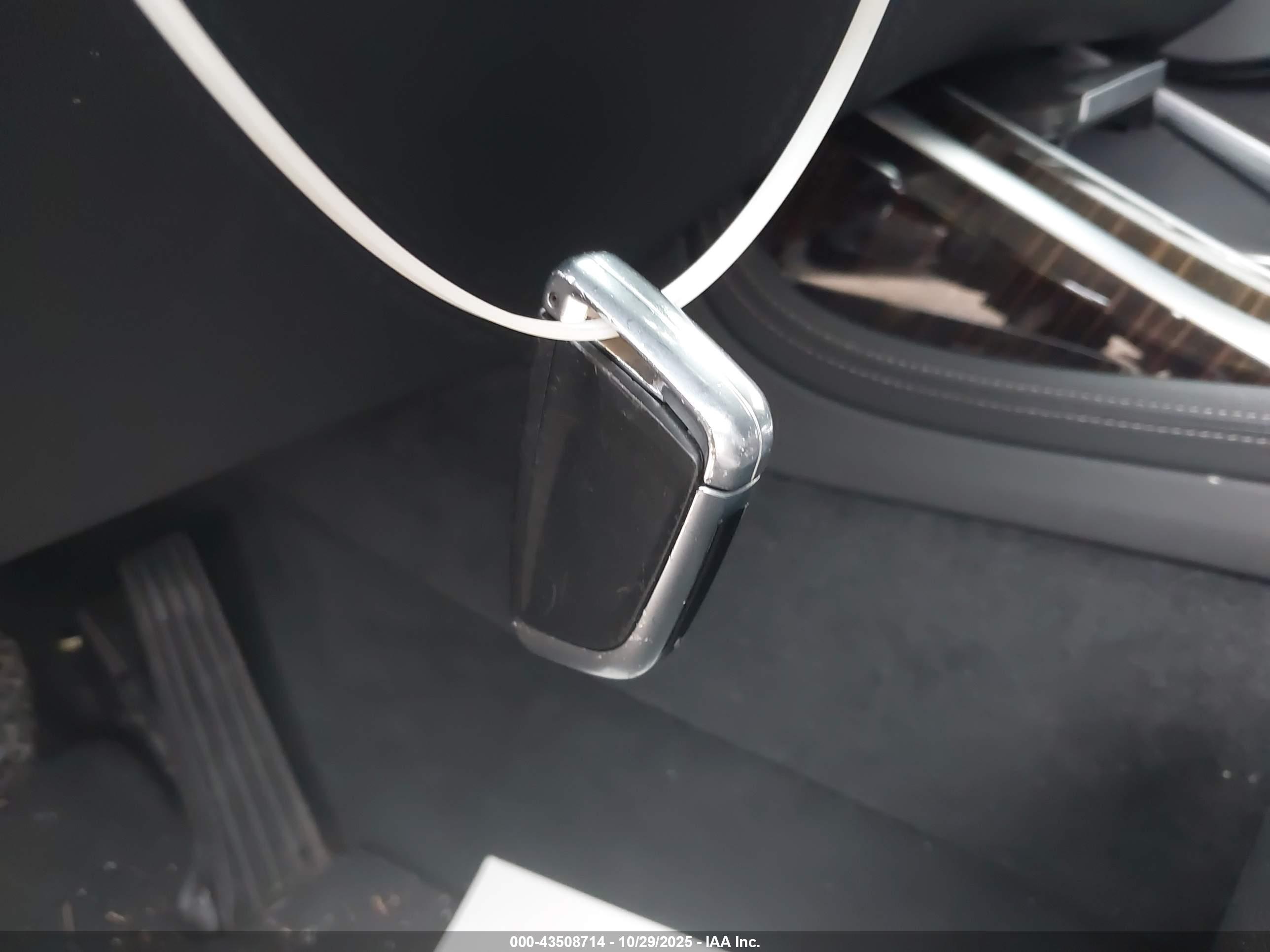 BMW X7 image 11
