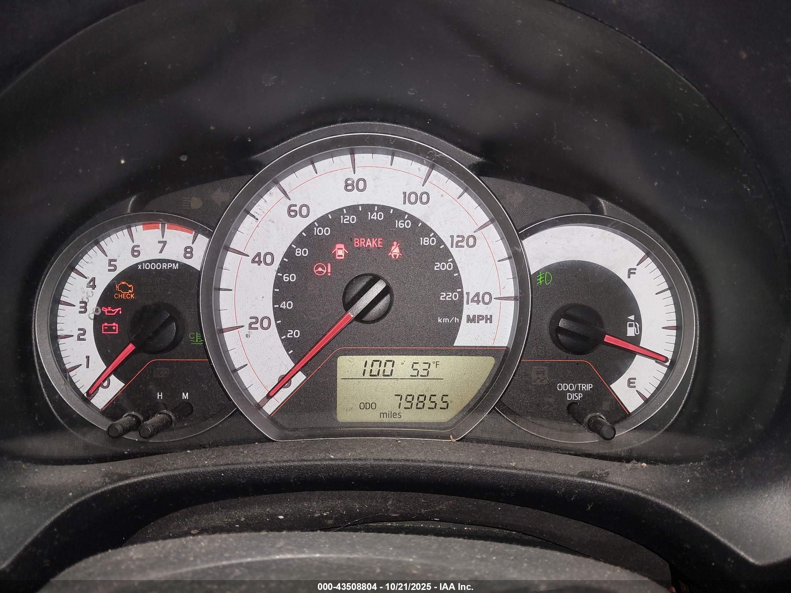 TOYOTA YARIS image 7