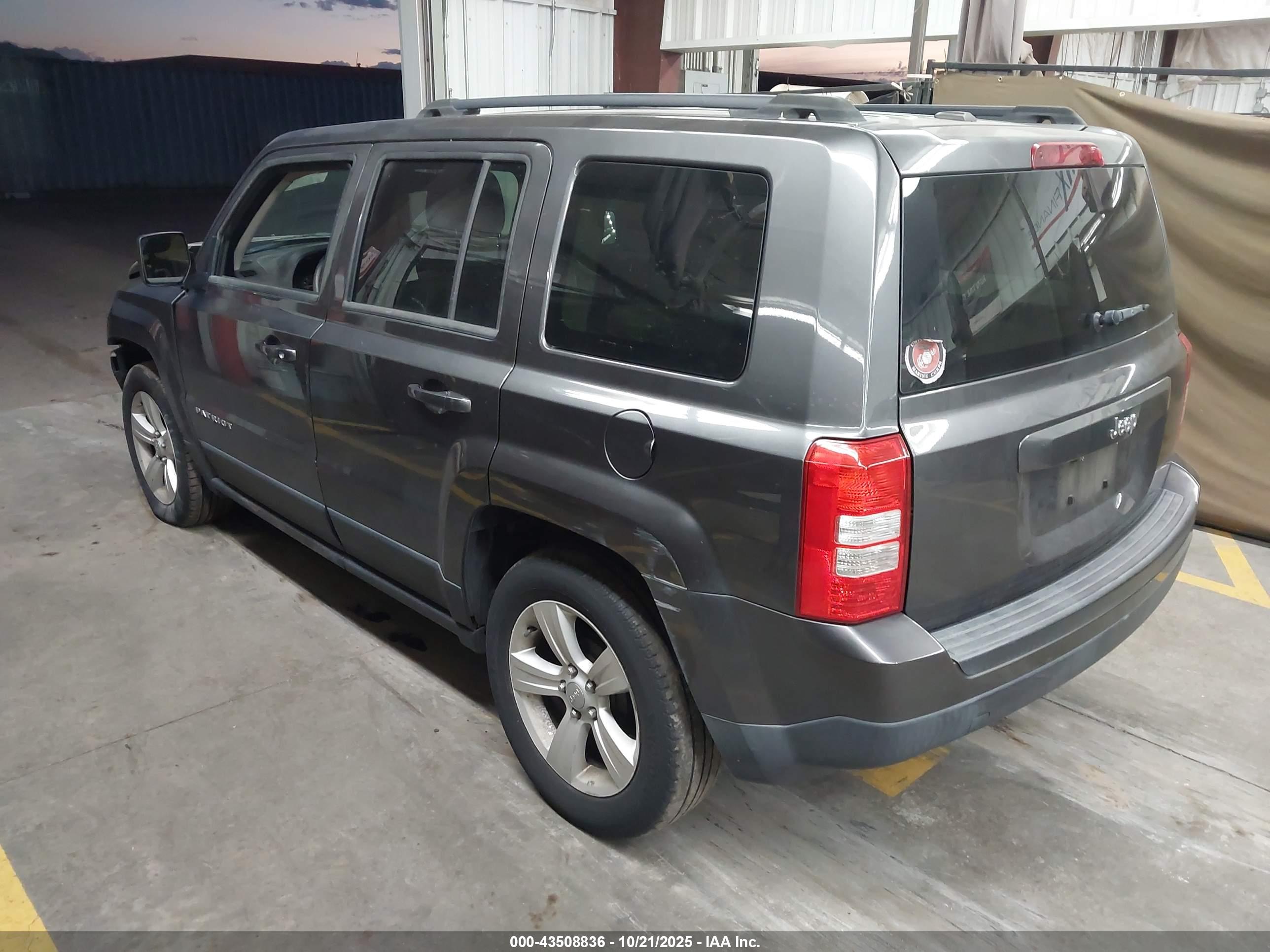 JEEP PATRIOT image 3