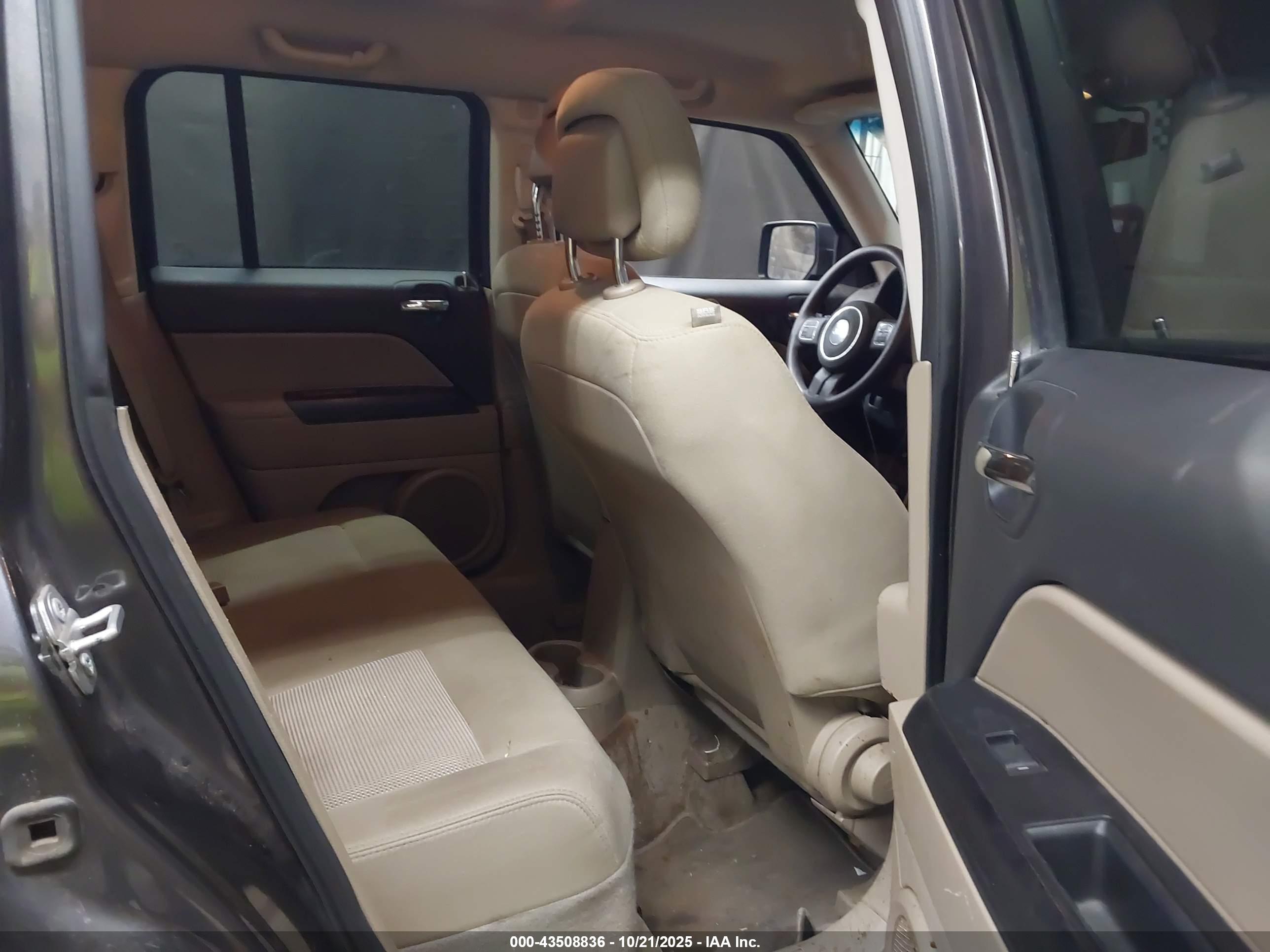 JEEP PATRIOT image 8