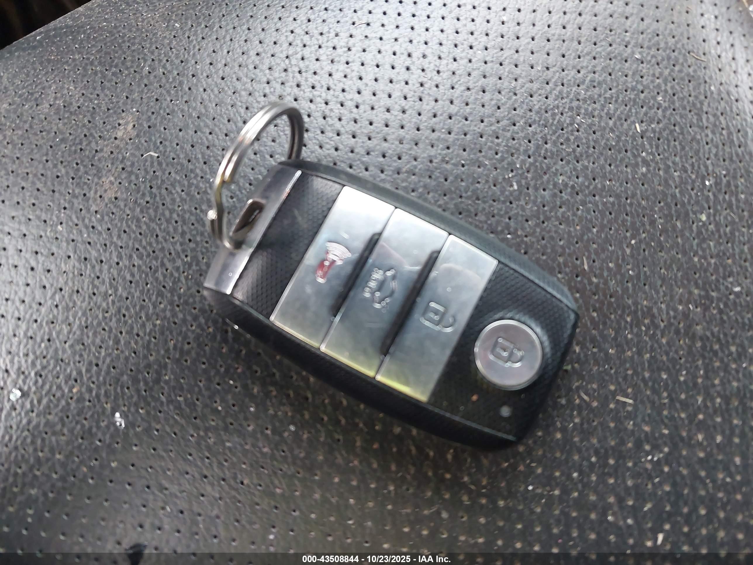 KIA OPTIMA image 11