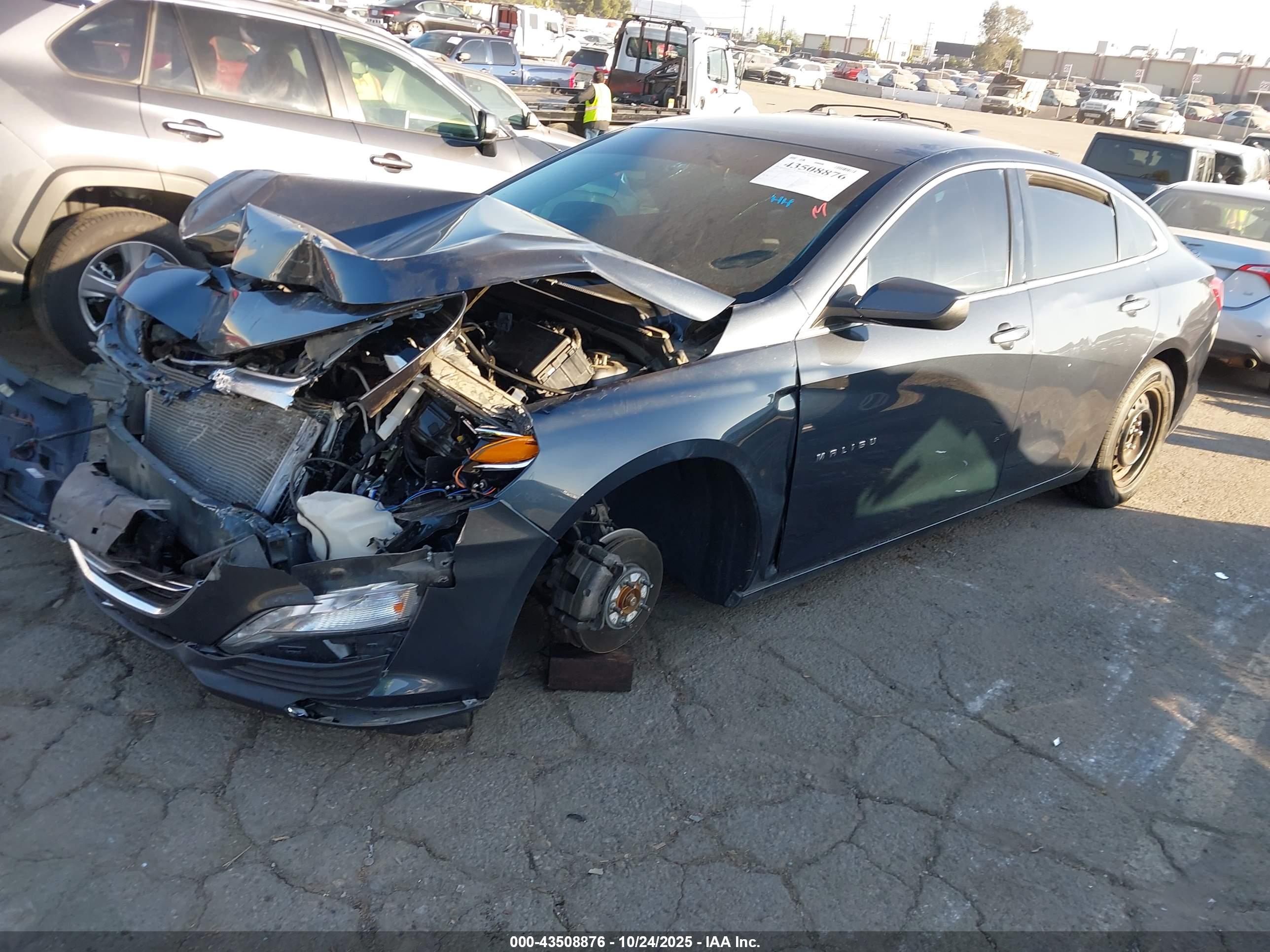 CHEVROLET MALIBU image 2