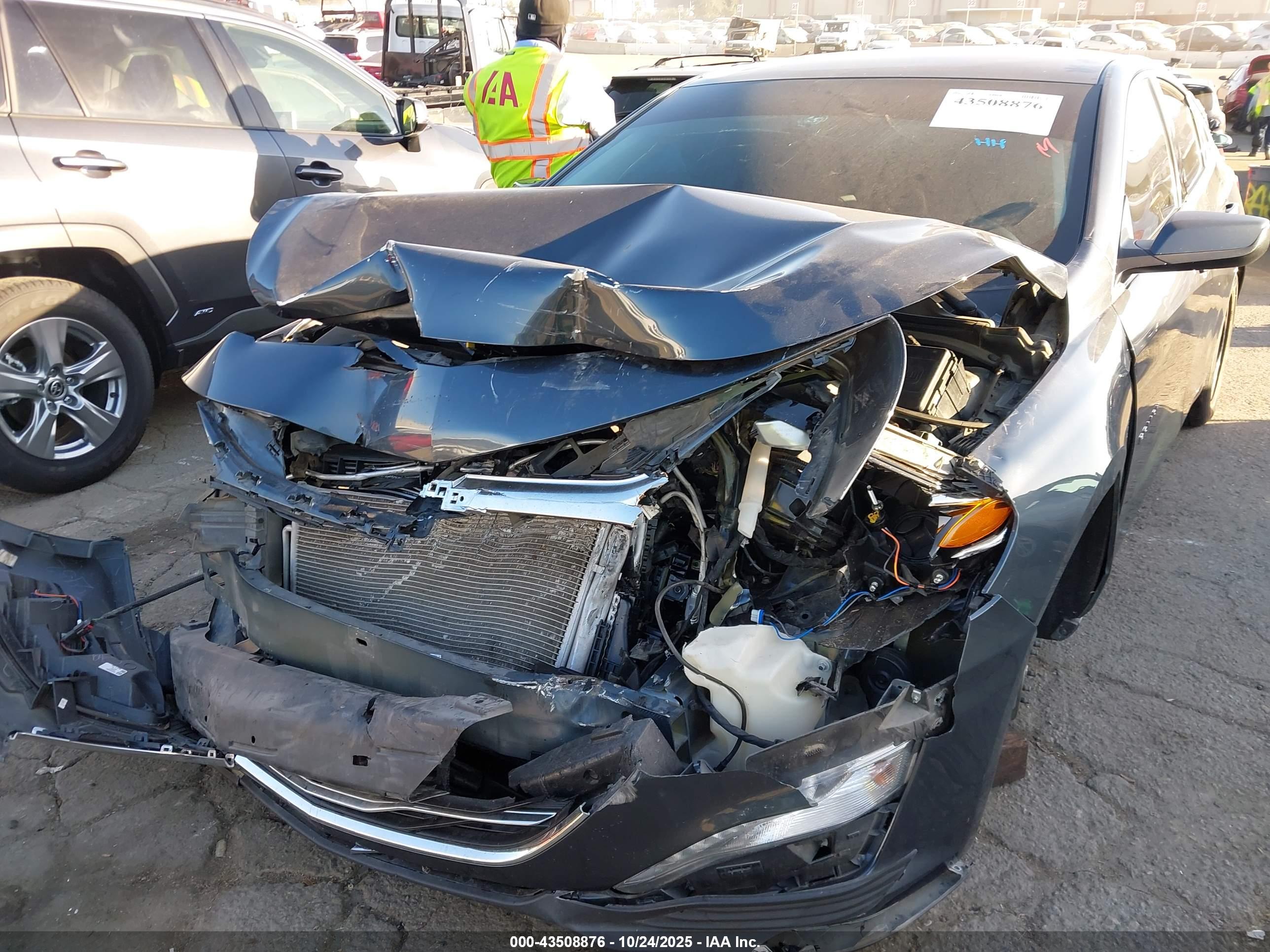 CHEVROLET MALIBU image 6
