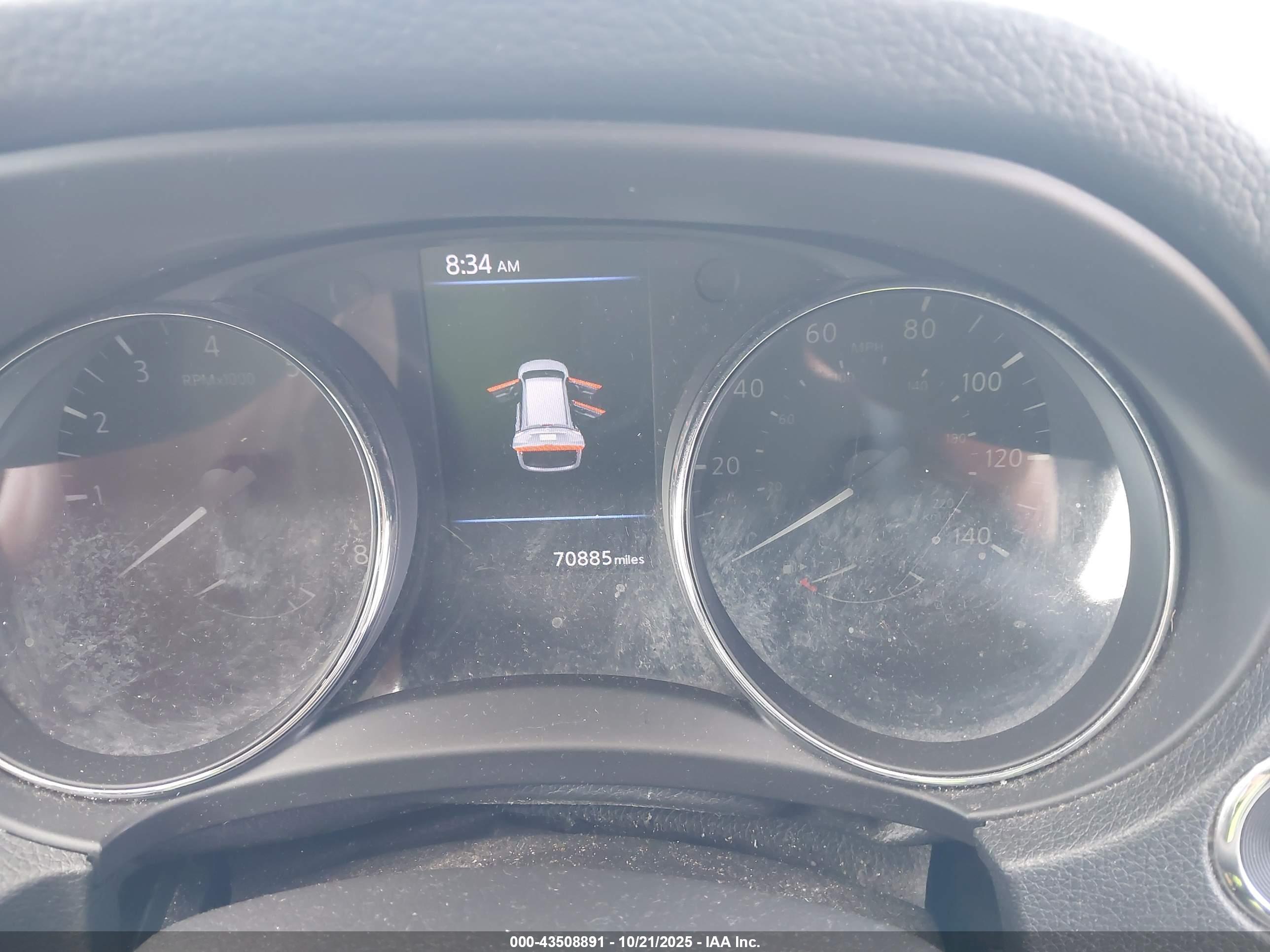 NISSAN ROGUE image 7