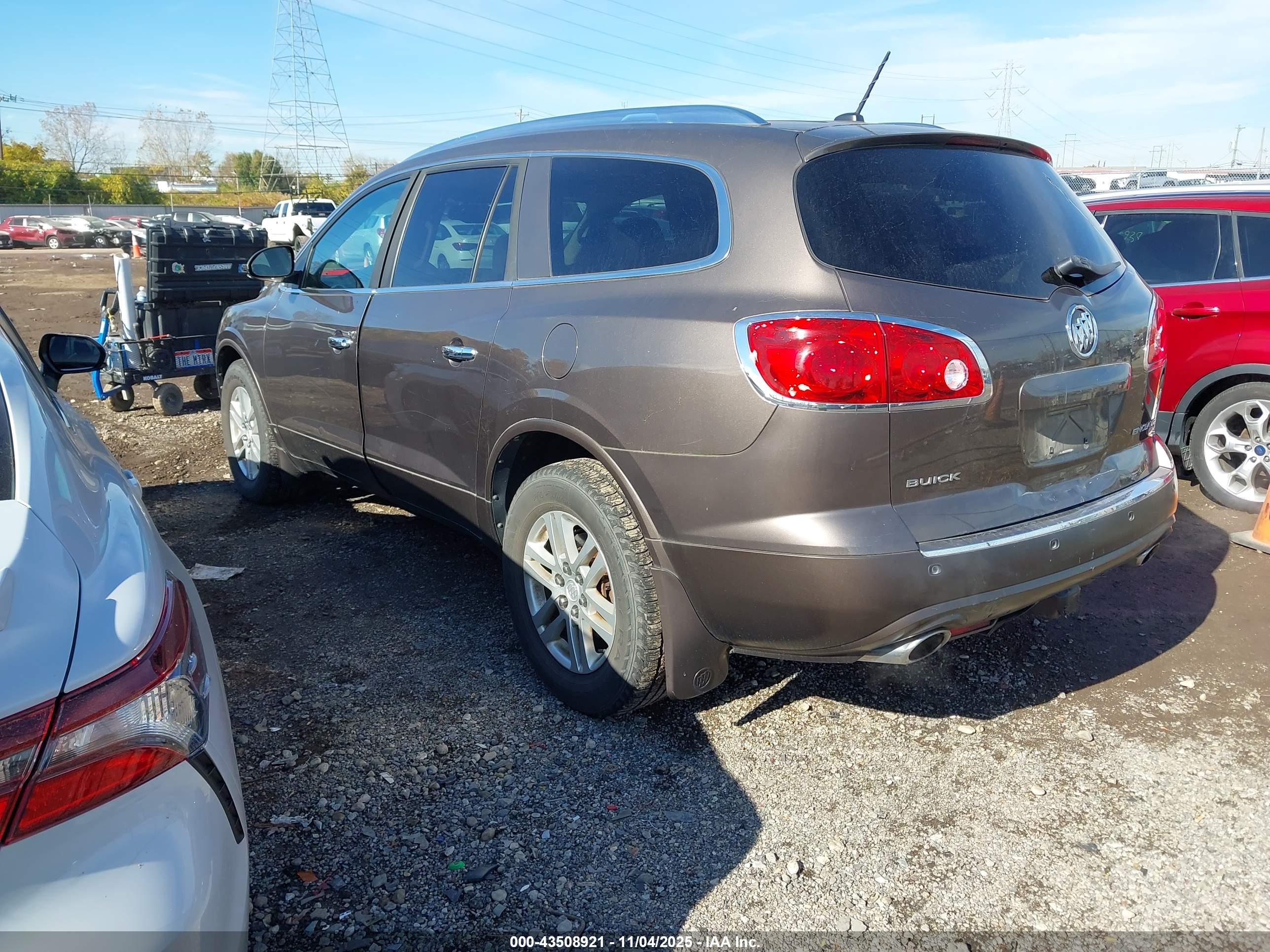 BUICK ENCLAVE image 3