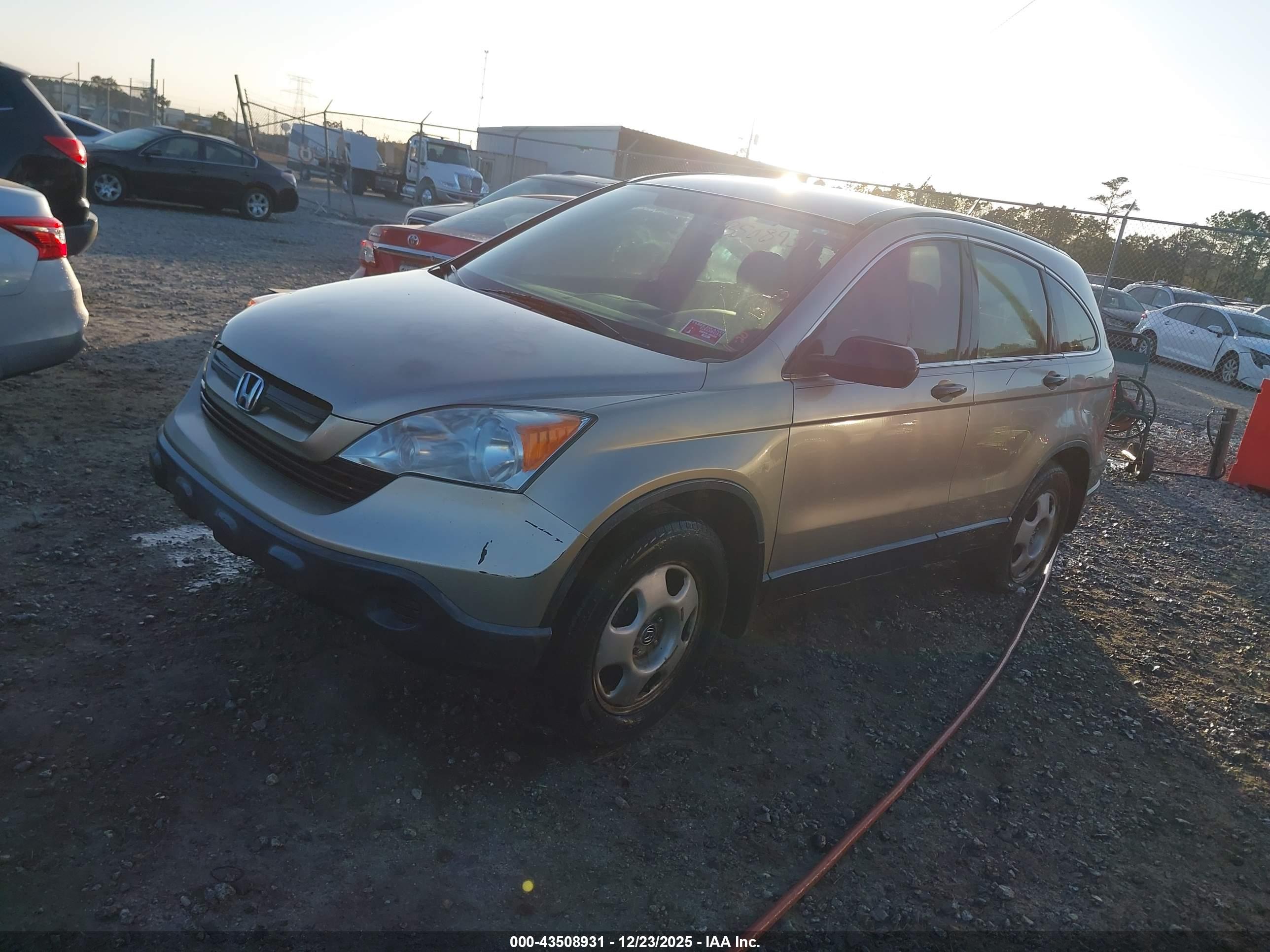 HONDA CR-V image 2