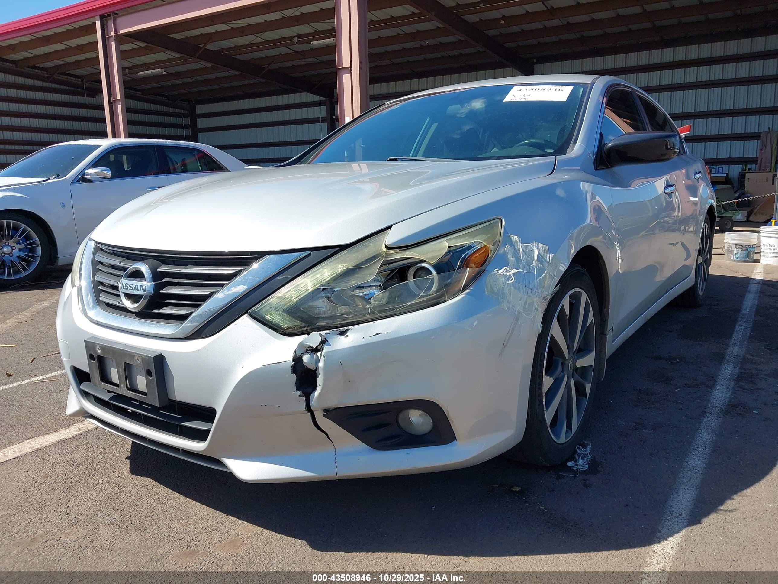 NISSAN ALTIMA image 6