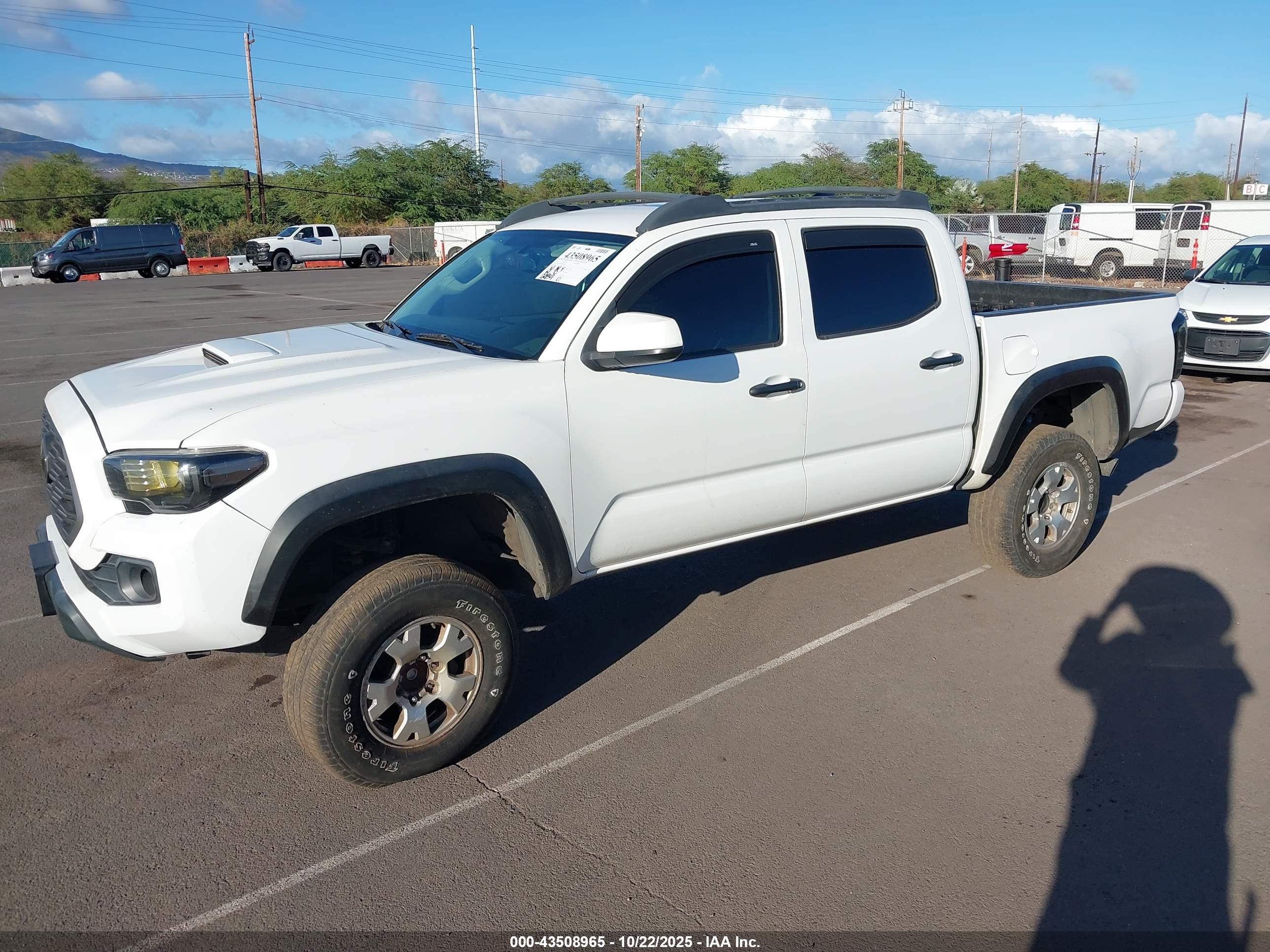 TOYOTA TACOMA image 6