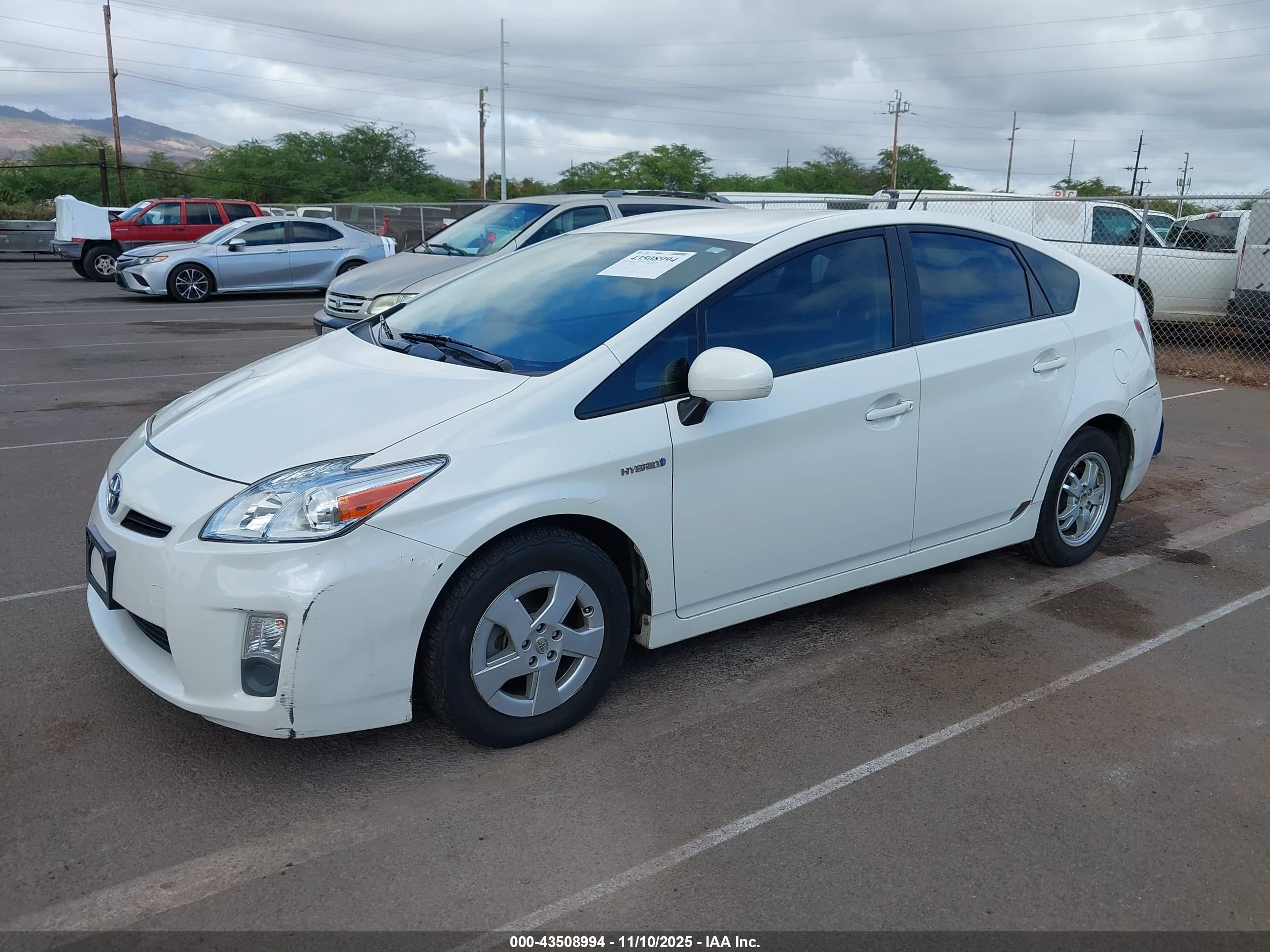 TOYOTA PRIUS image 2