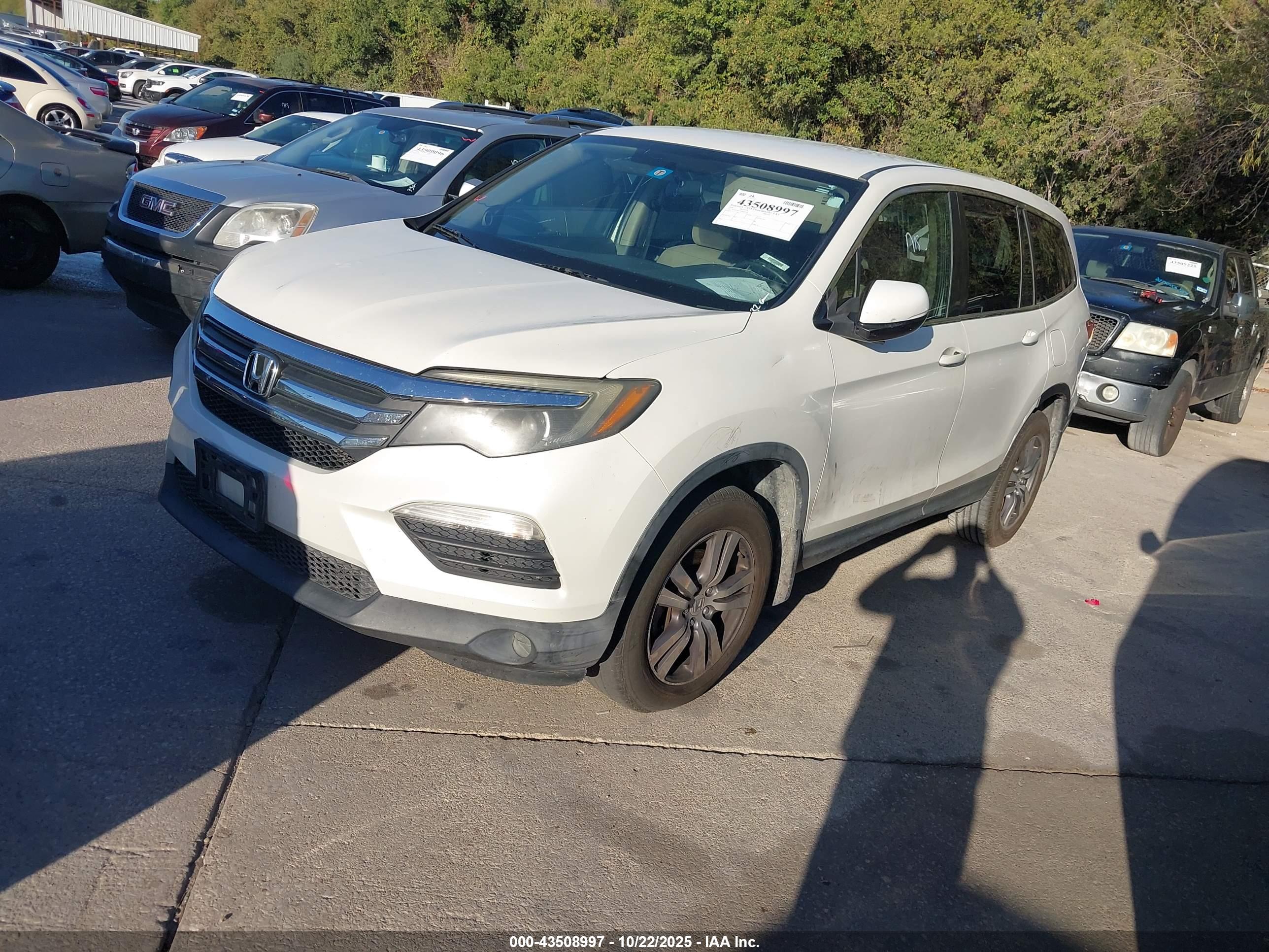 HONDA PILOT image 2
