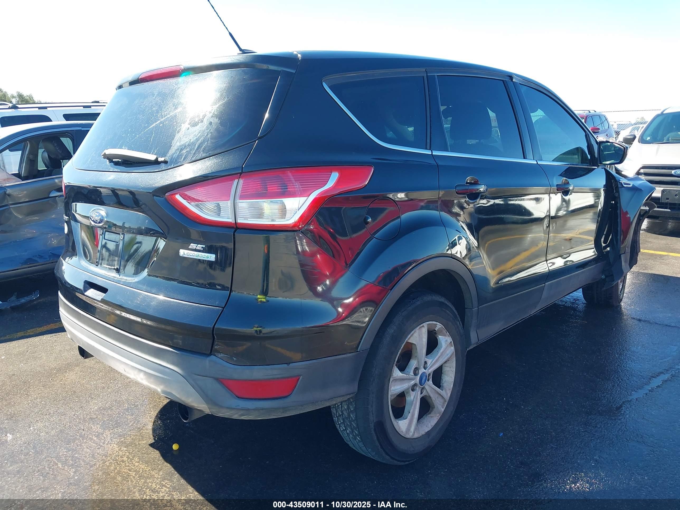 FORD ESCAPE image 4
