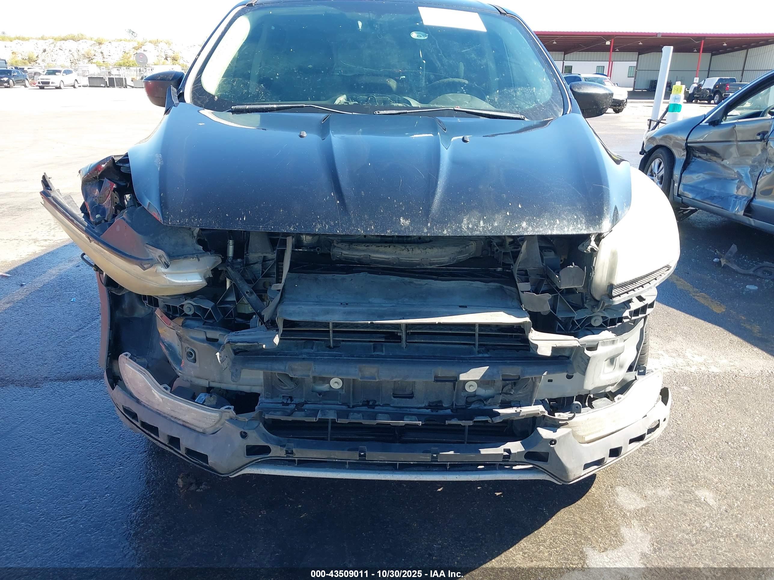 FORD ESCAPE image 6