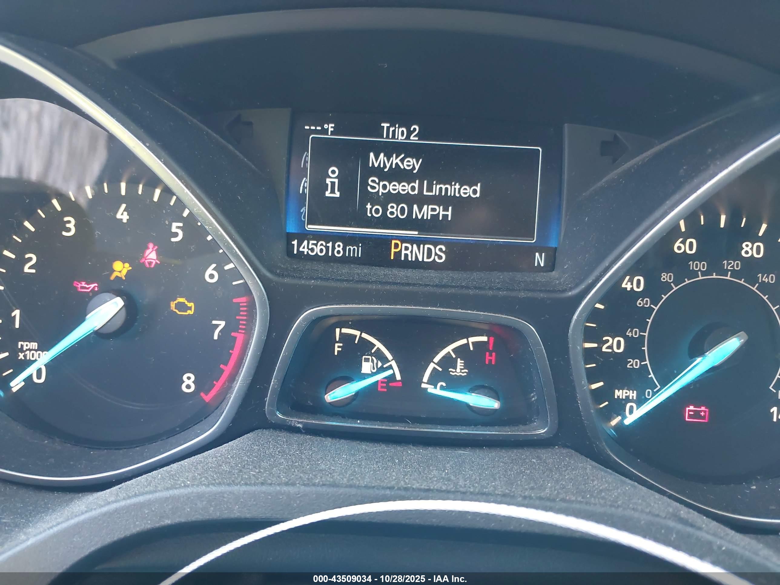 FORD ESCAPE image 7