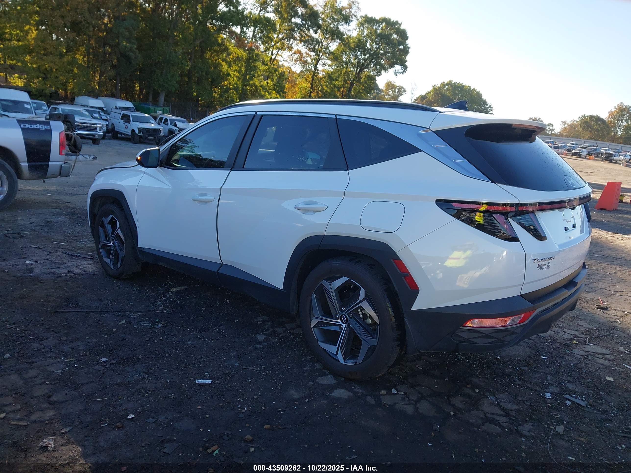 HYUNDAI TUCSON image 3