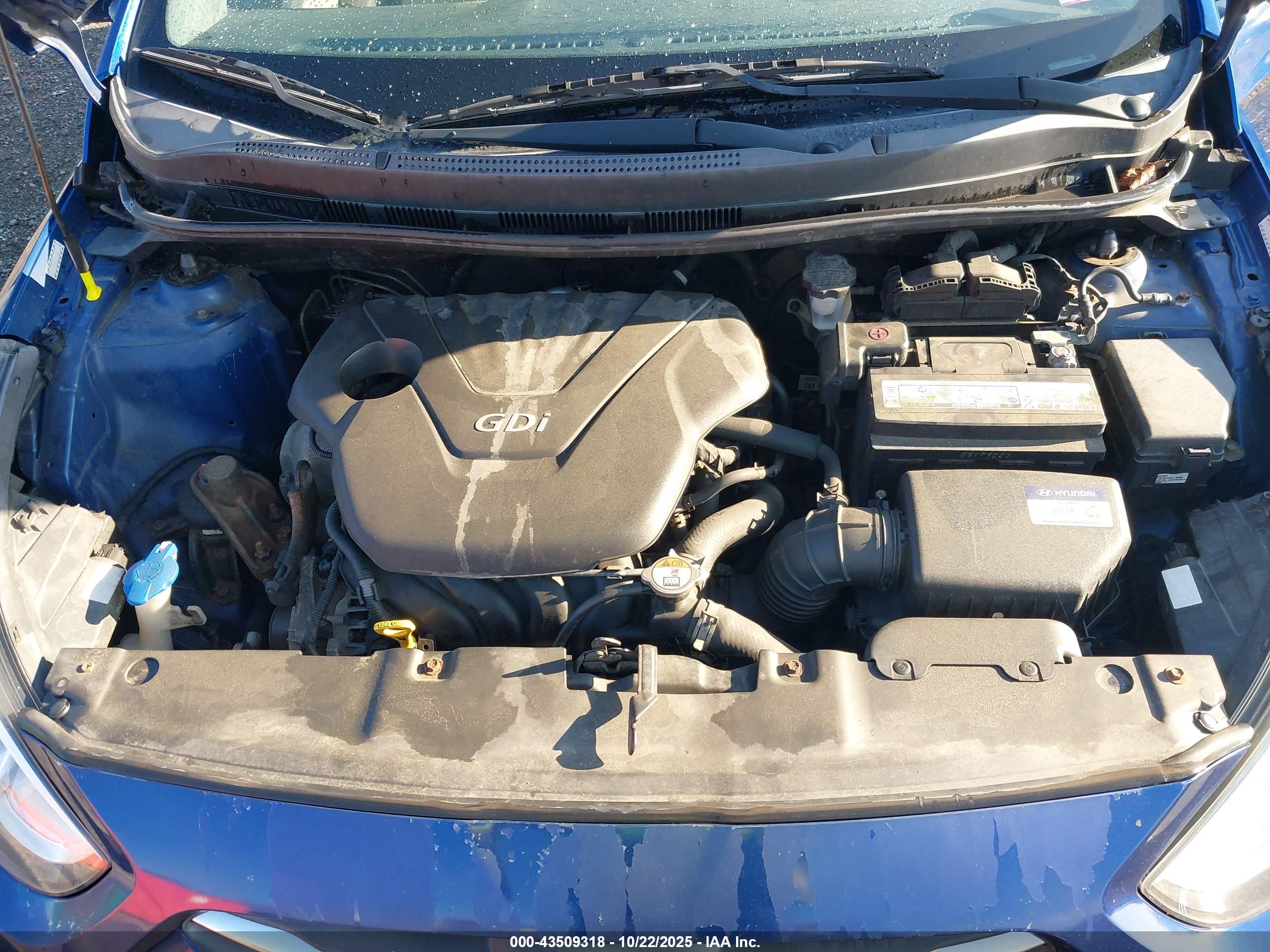 HYUNDAI ACCENT image 10