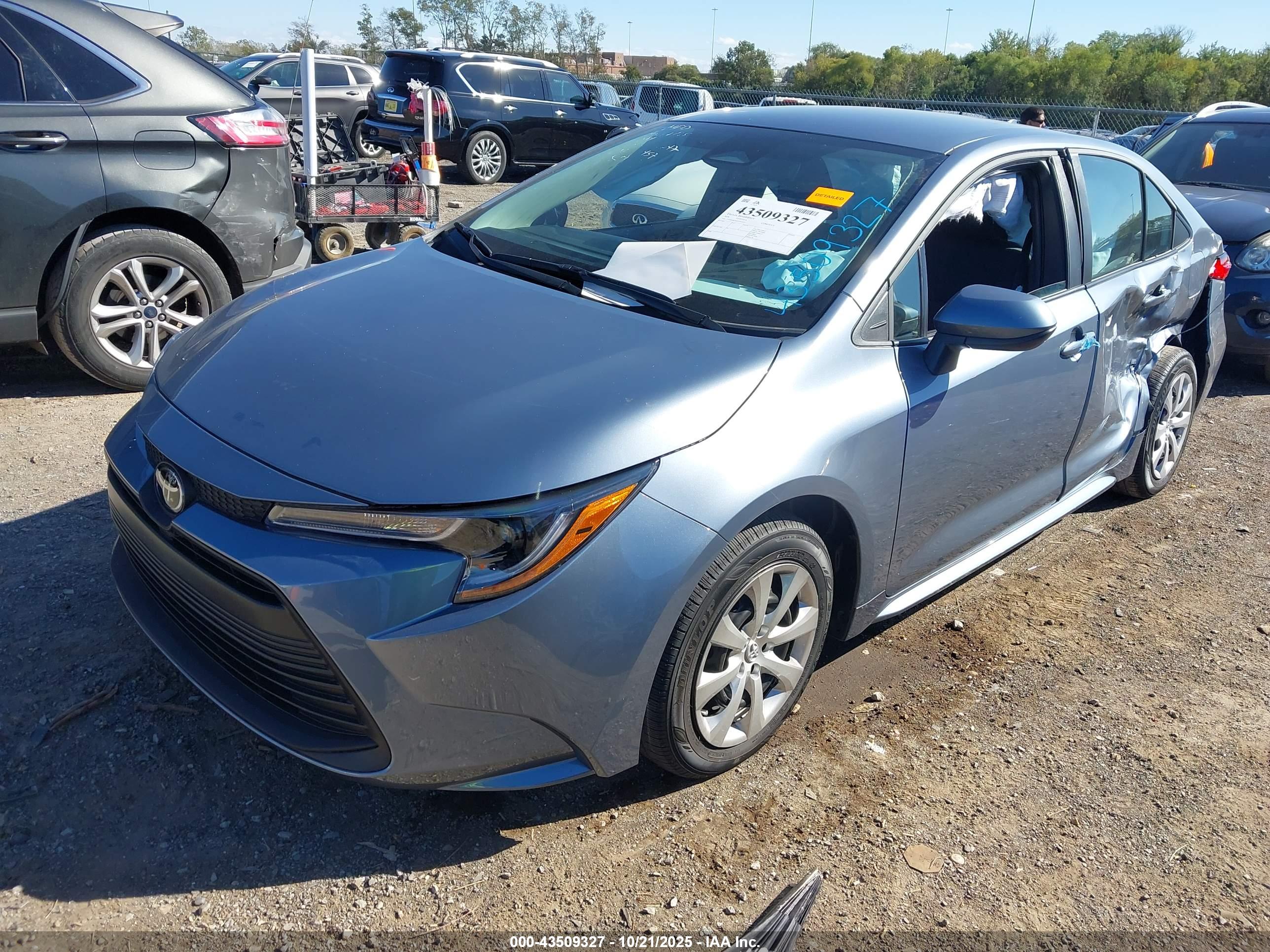 TOYOTA COROLLA image 2