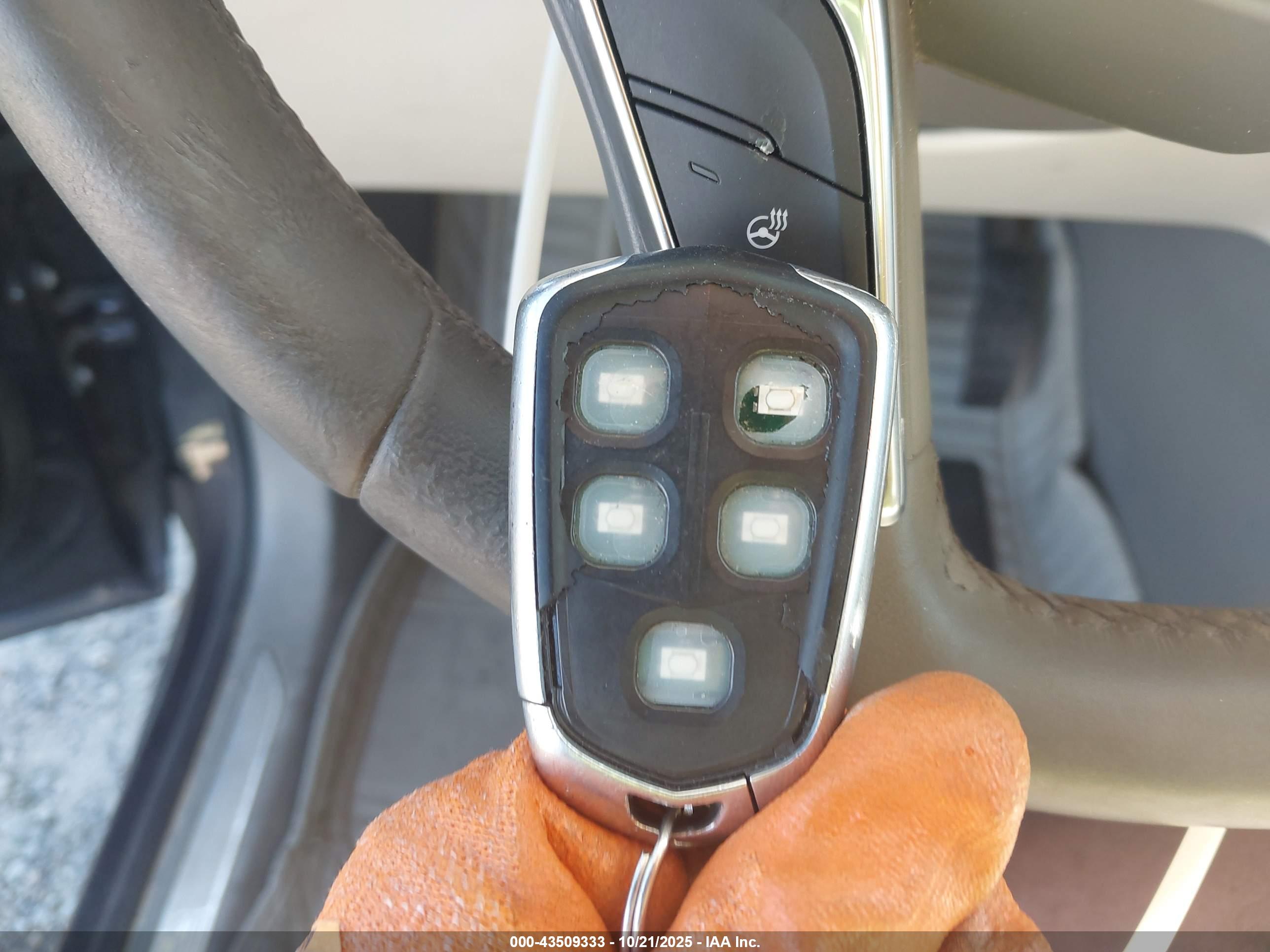 CADILLAC XT5 image 11