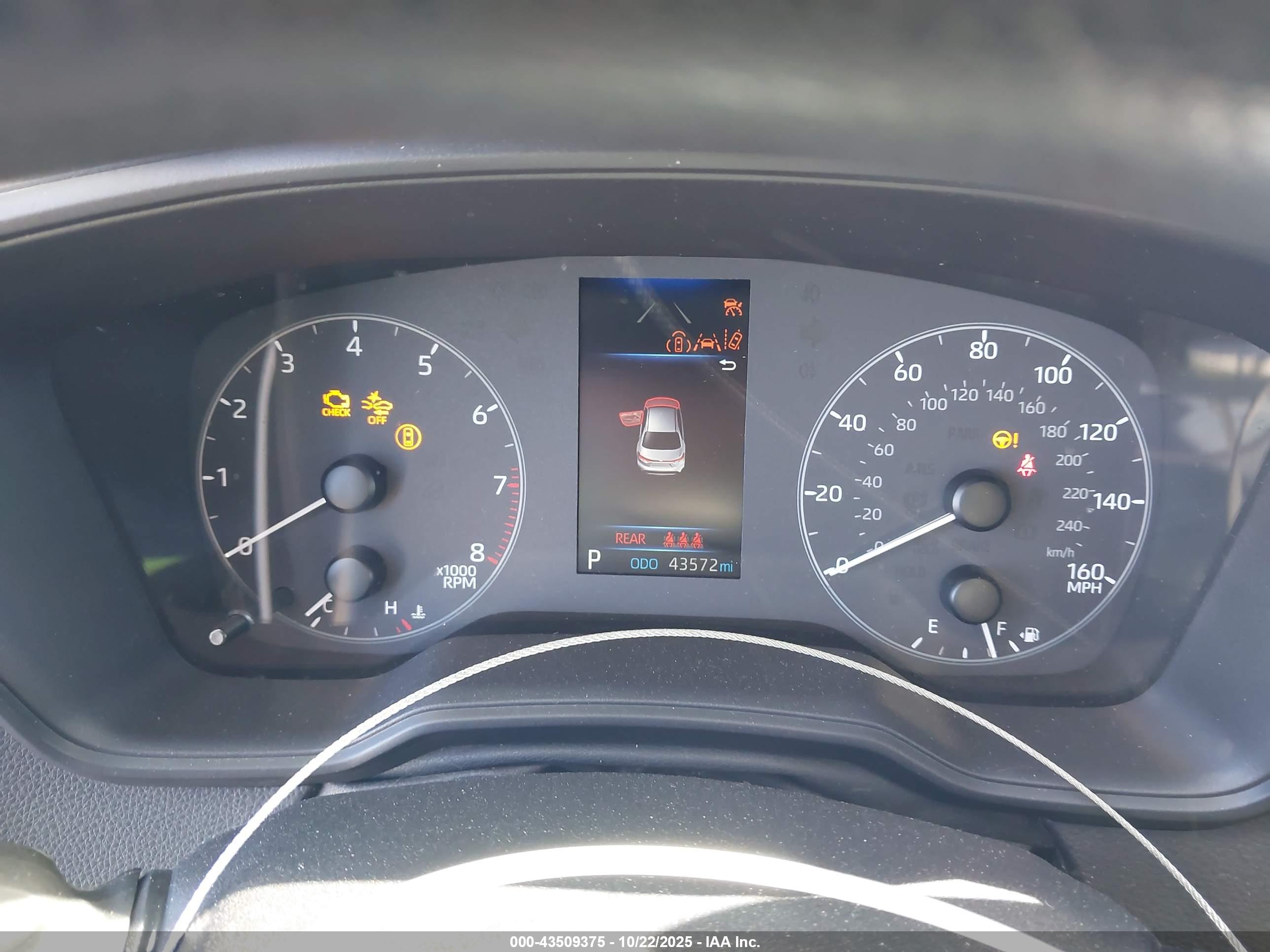 TOYOTA COROLLA image 7