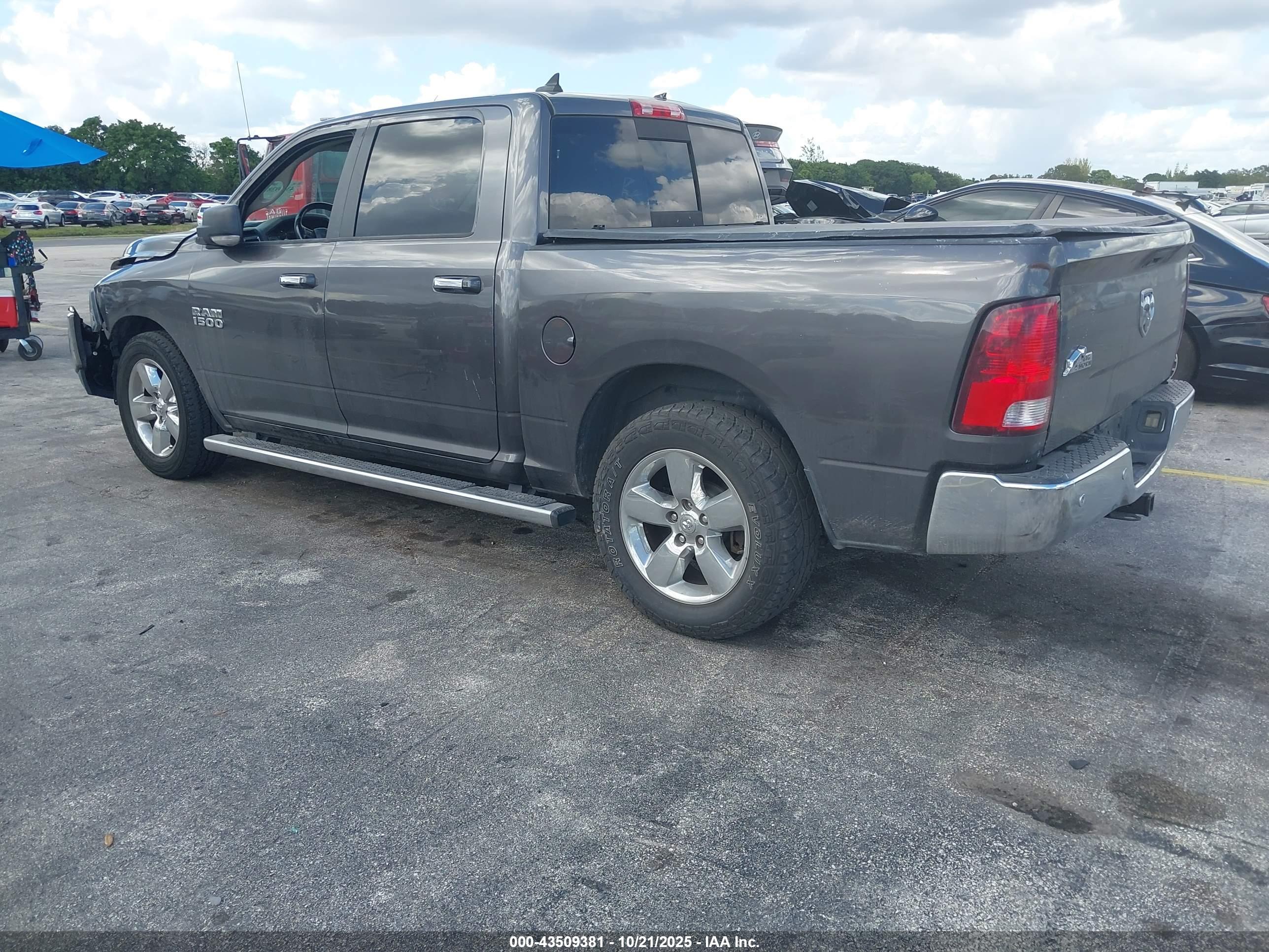 RAM 1500 image 3