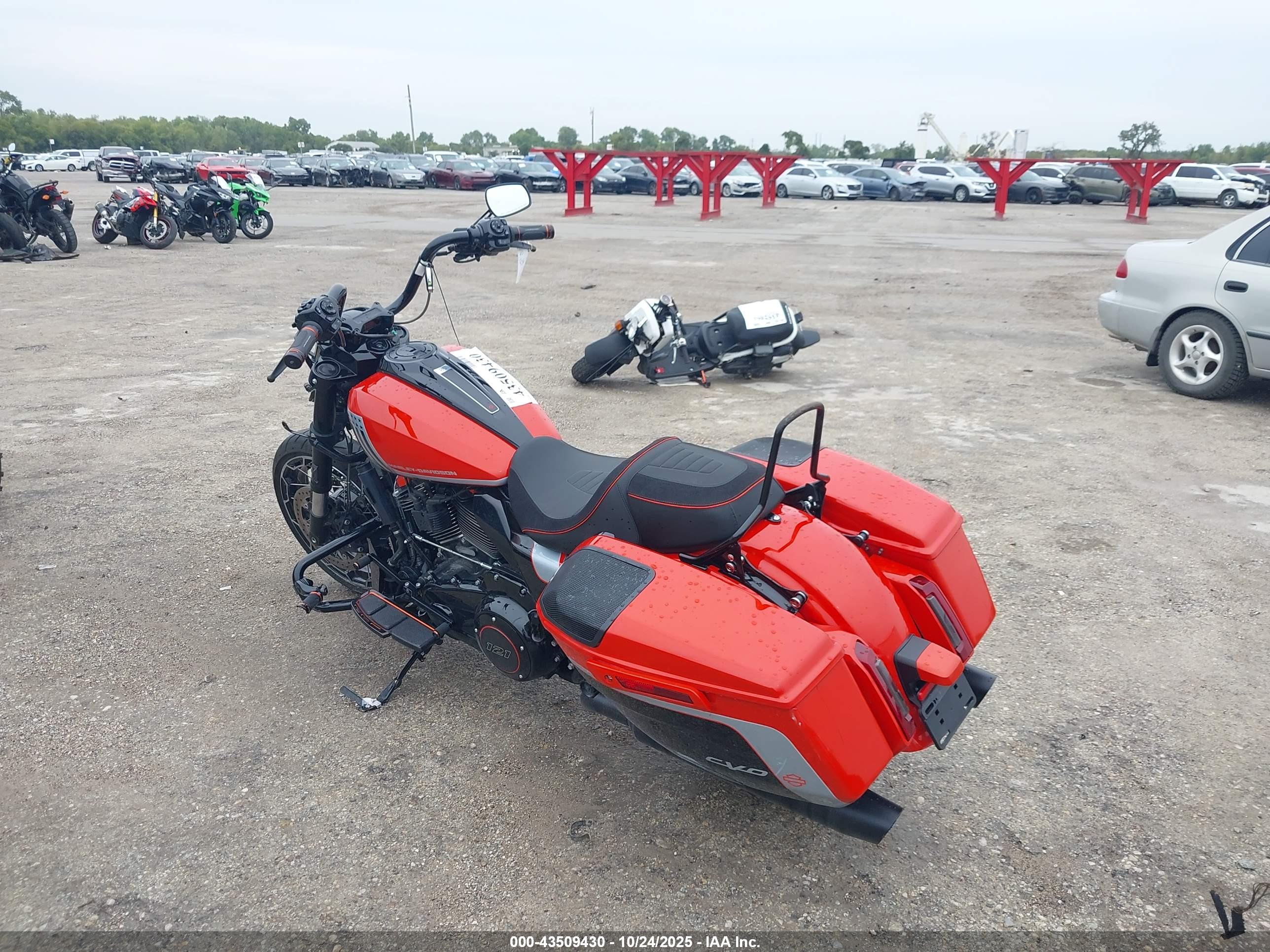 HARLEY-DAVIDSON FLTRXSE image 3
