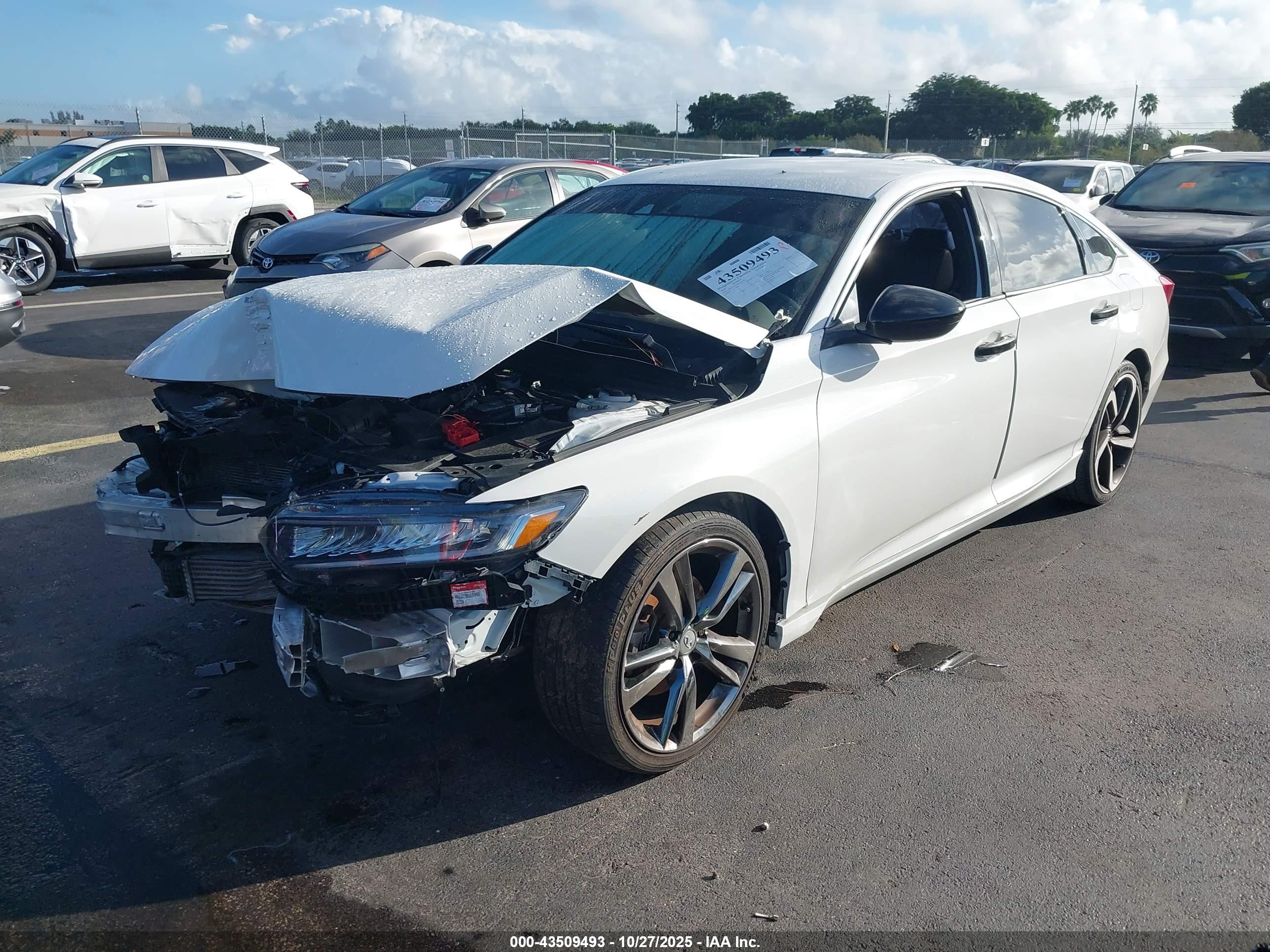 HONDA ACCORD image 2