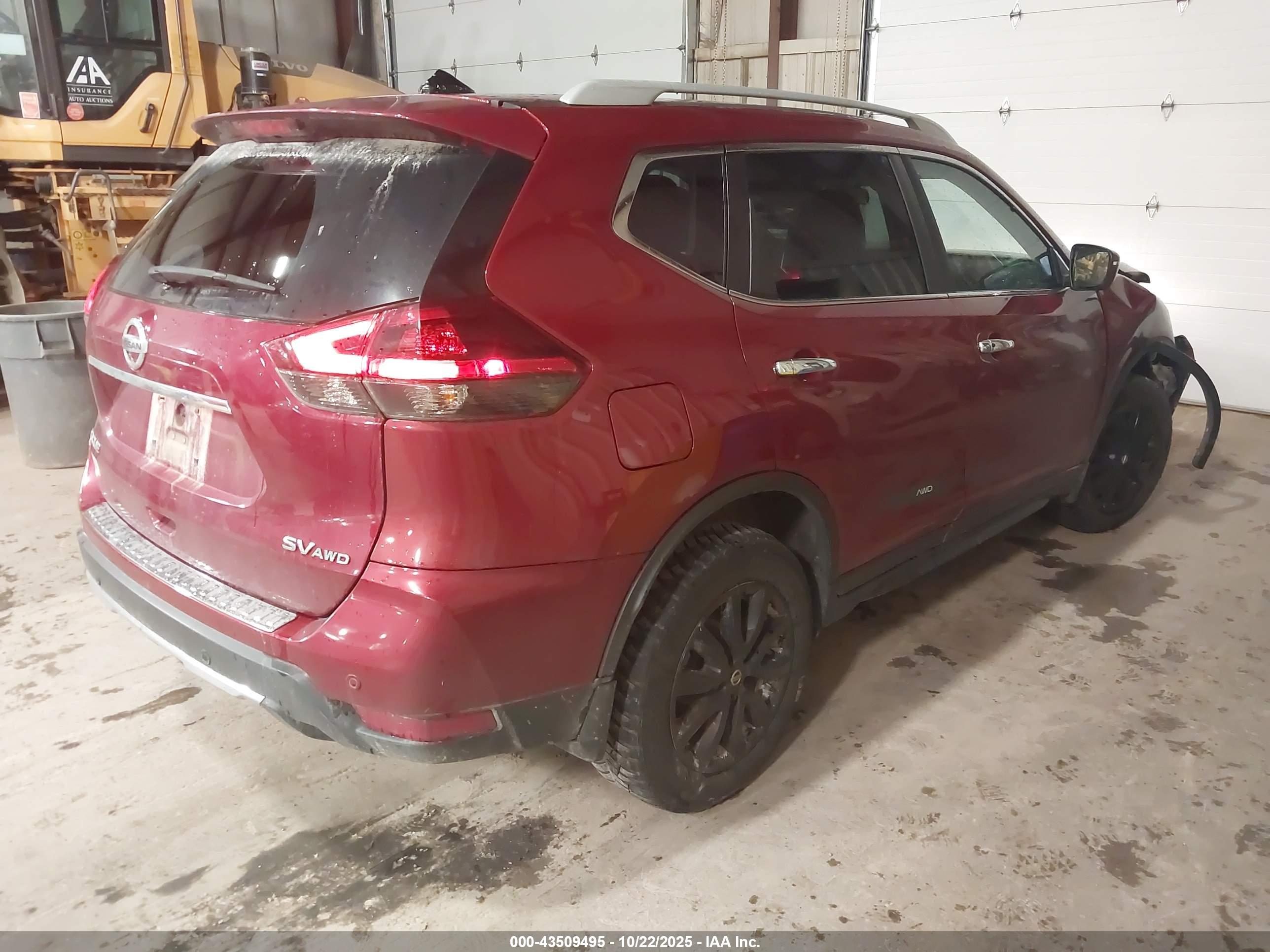 NISSAN ROGUE image 4