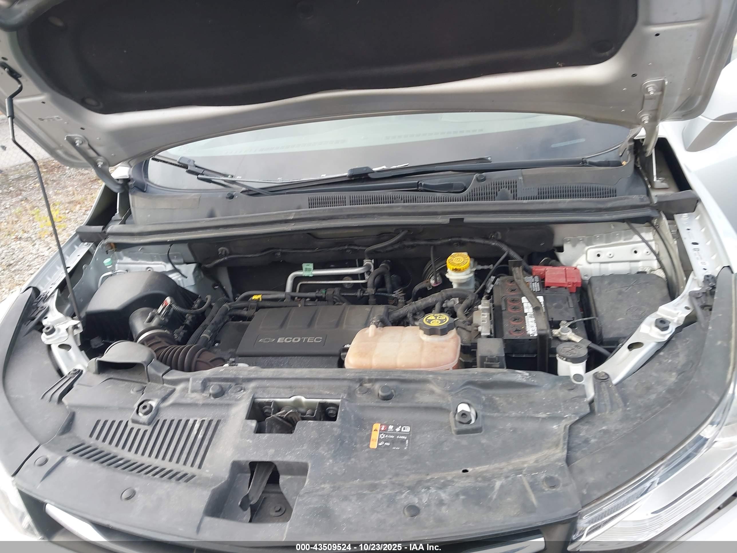 CHEVROLET TRAX image 10
