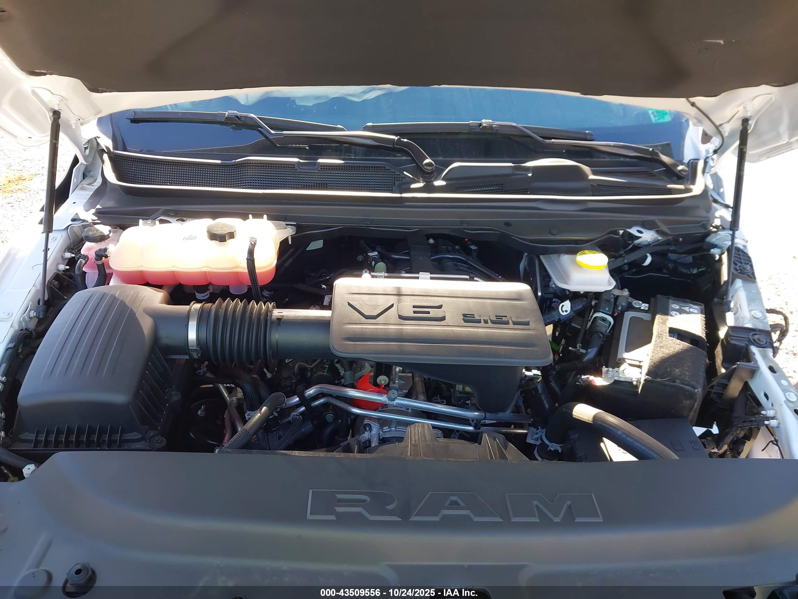 RAM 1500 image 10