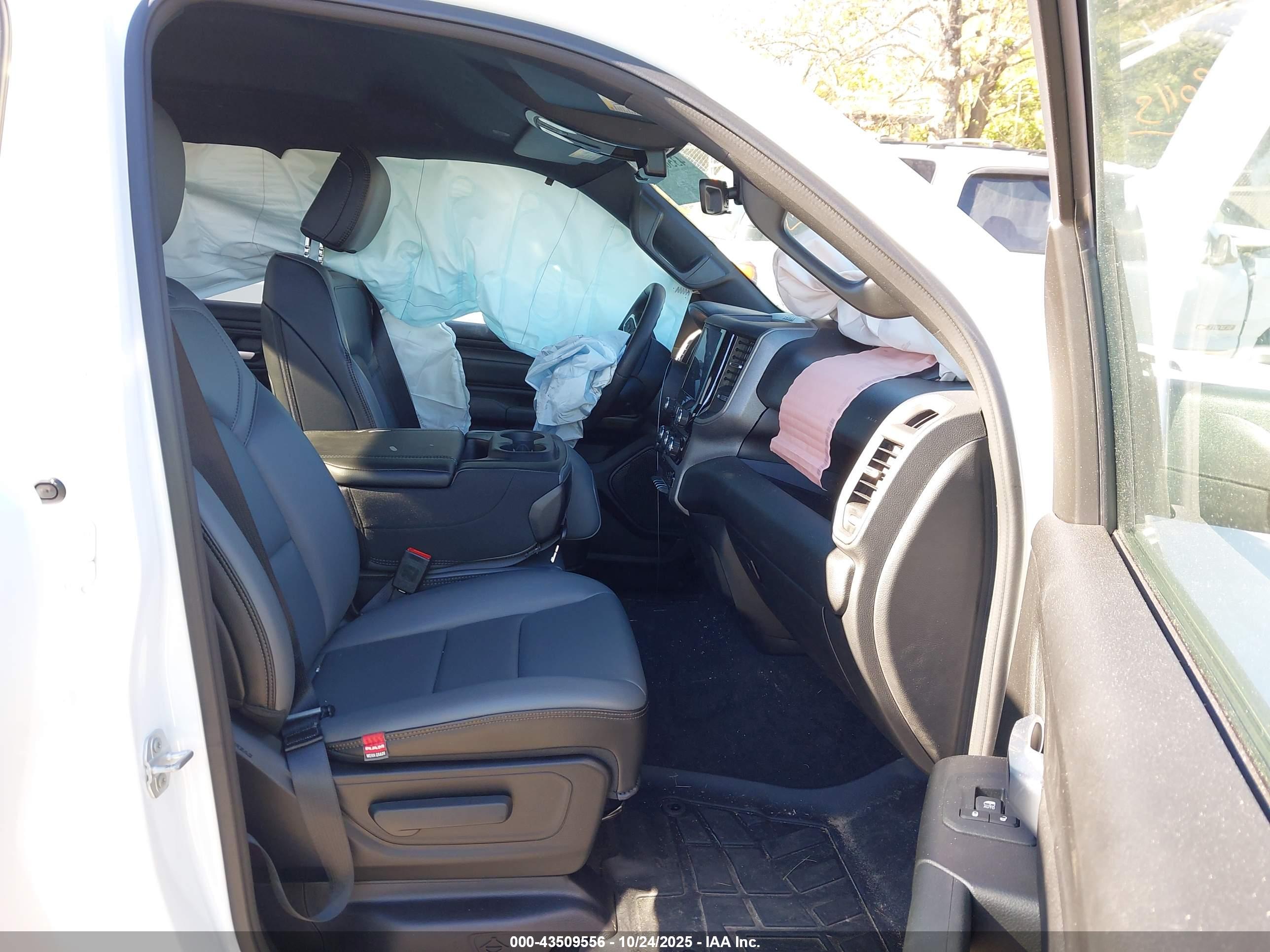 RAM 1500 image 5