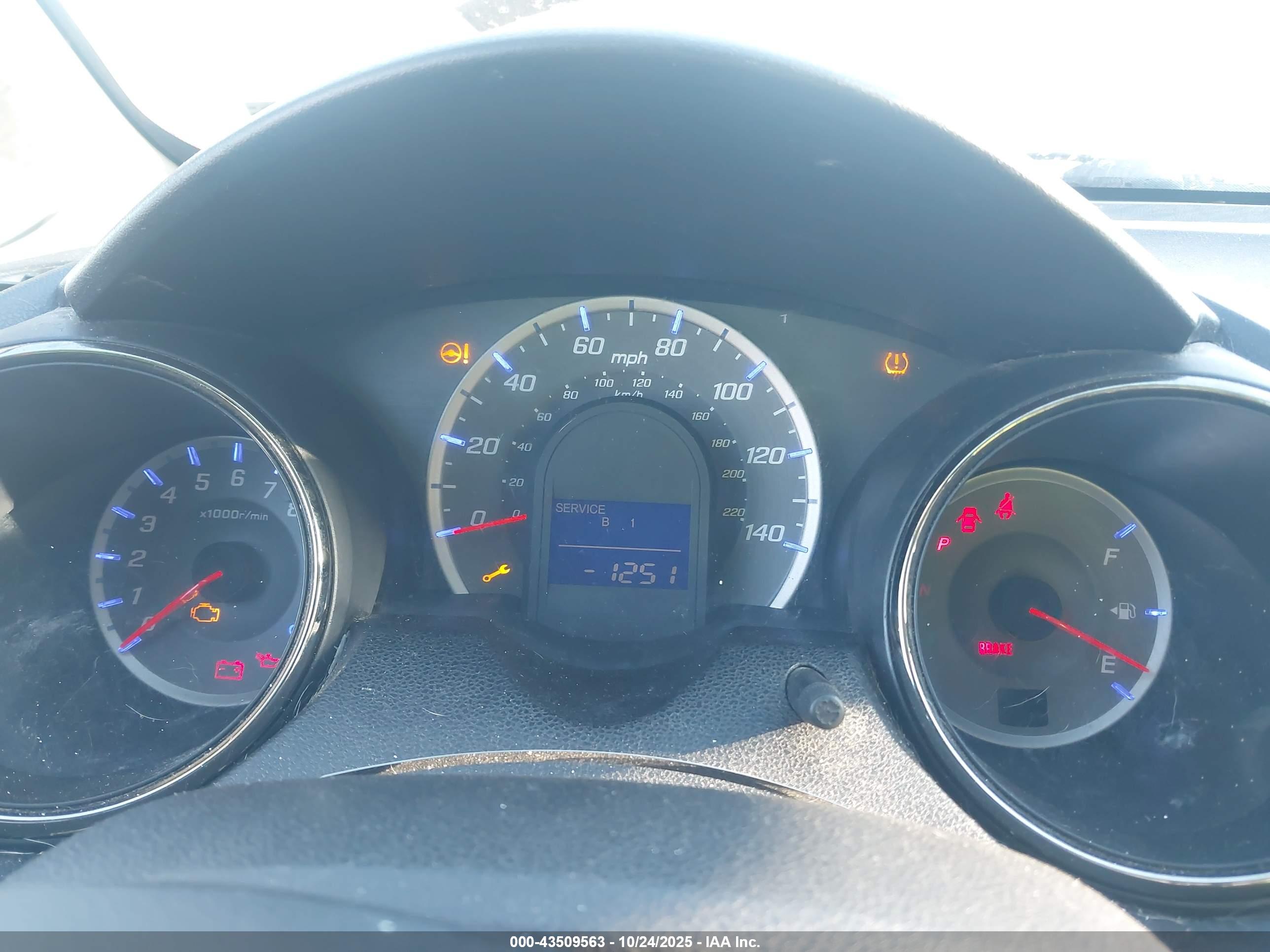 HONDA FIT image 7