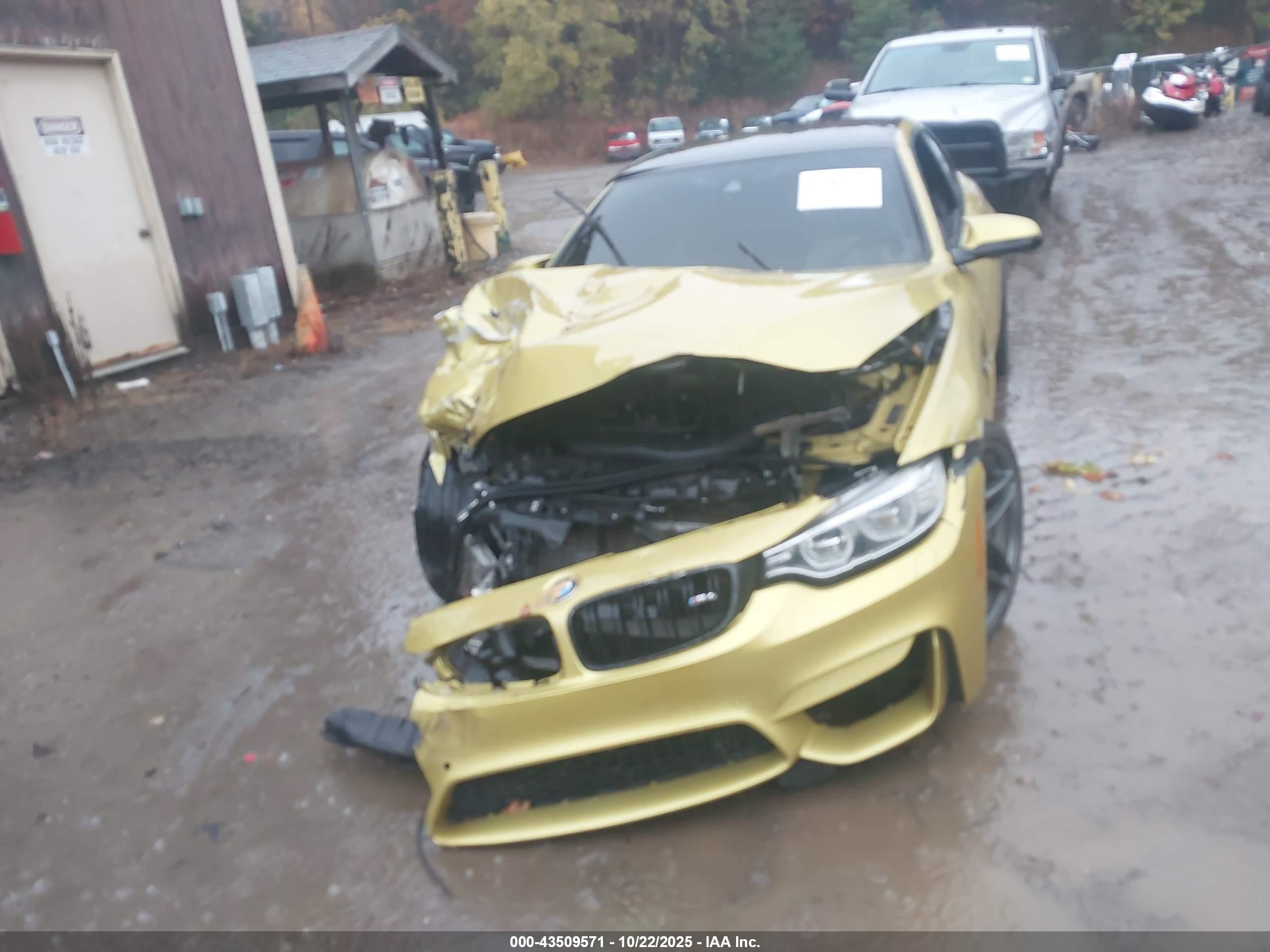 BMW M4 image 6