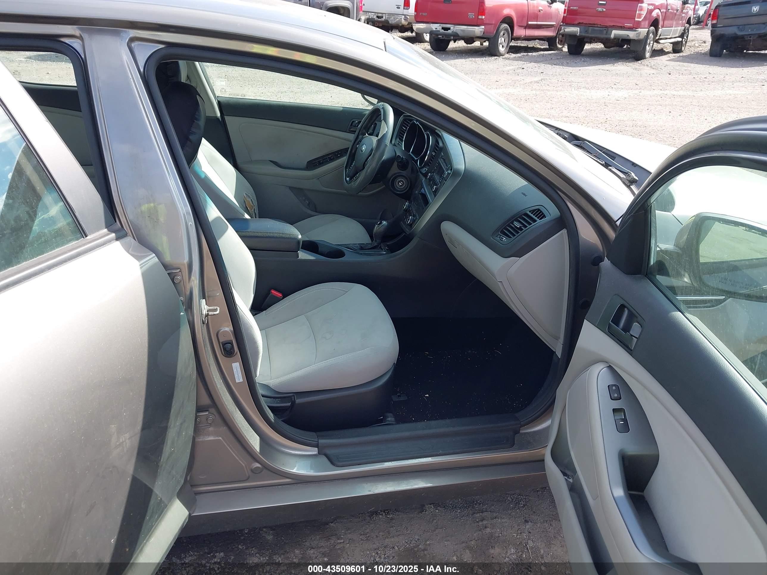 KIA OPTIMA image 5
