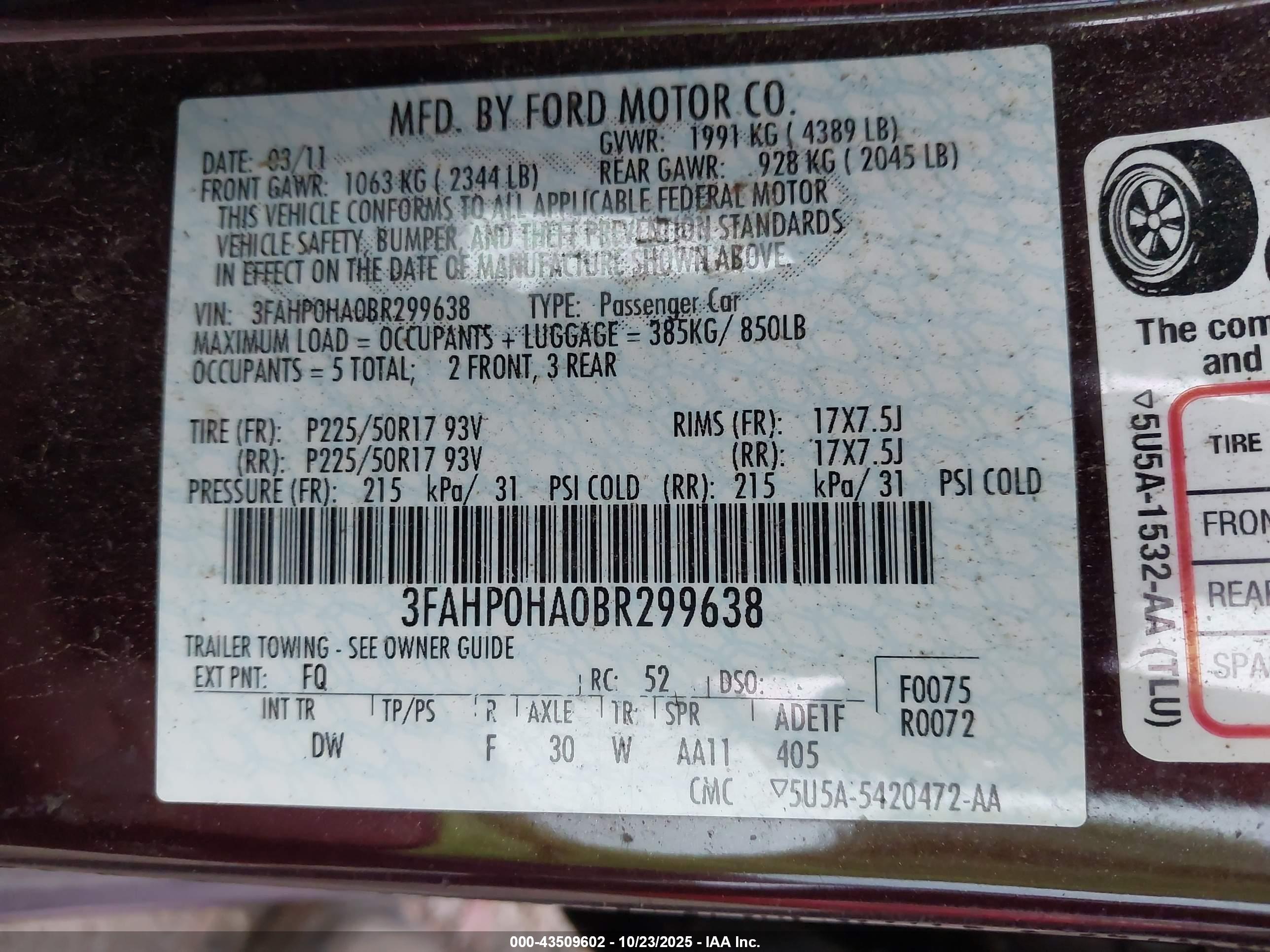 FORD FUSION image 9
