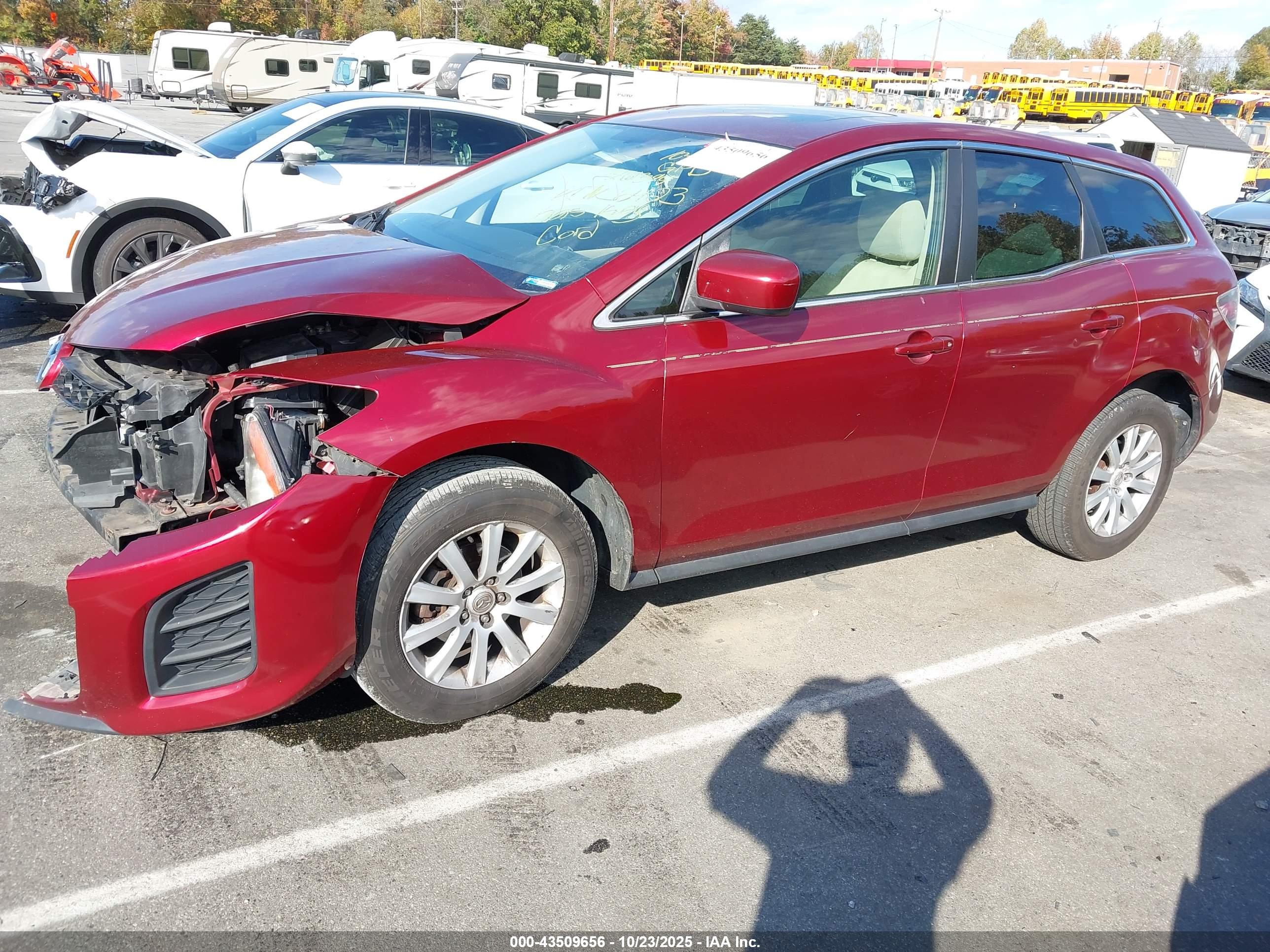 MAZDA CX-7 image 2