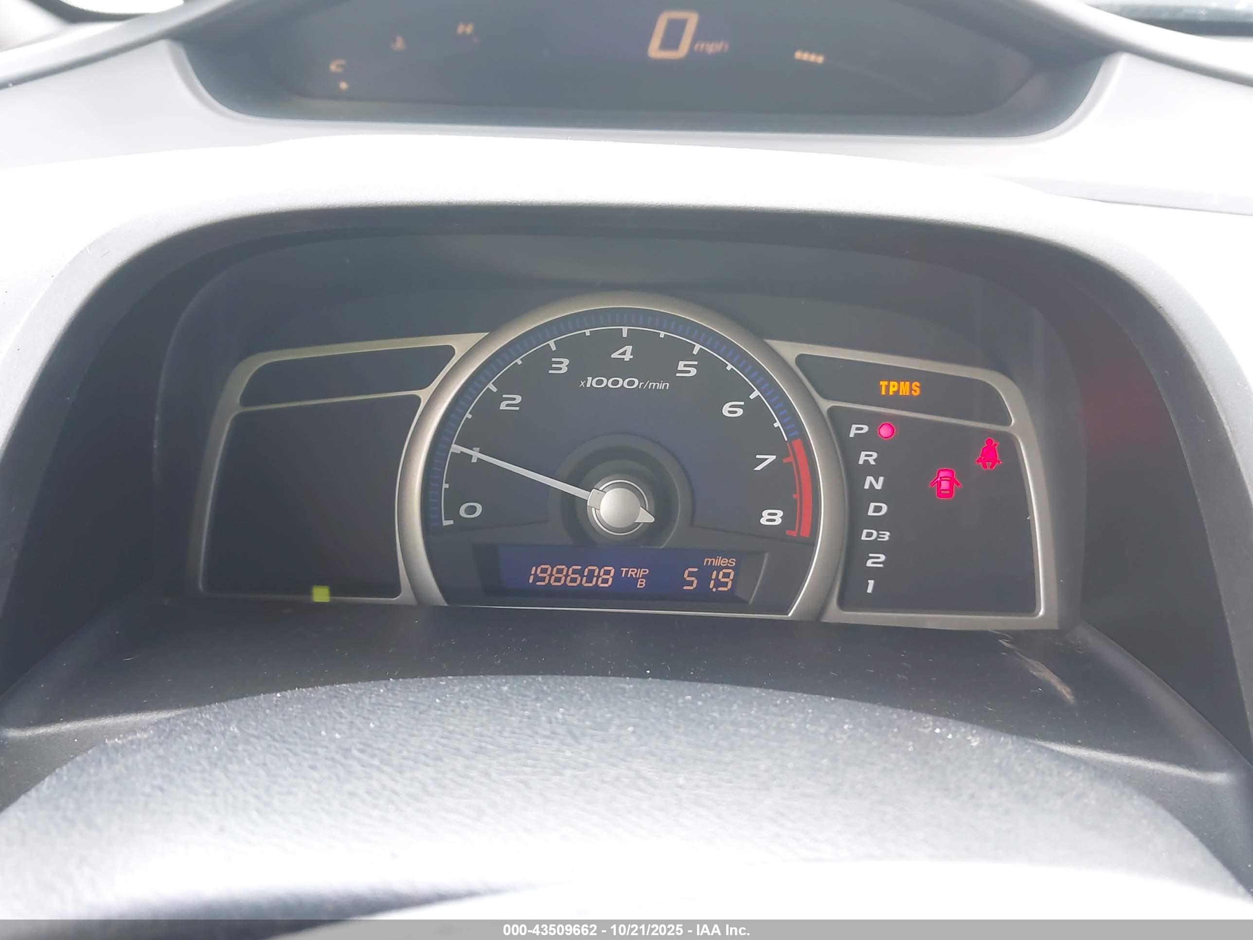 HONDA CIVIC image 7