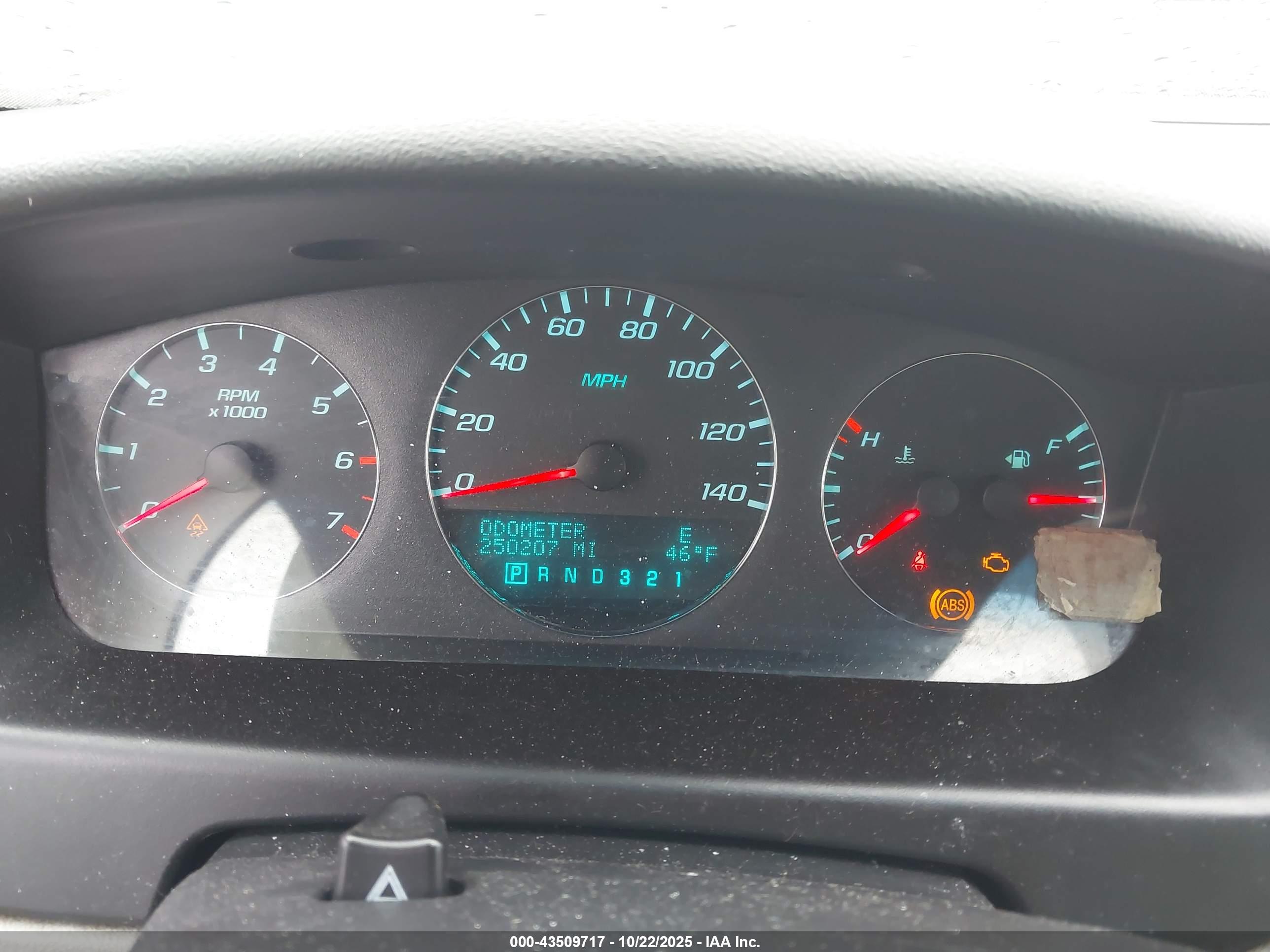 CHEVROLET IMPALA image 7
