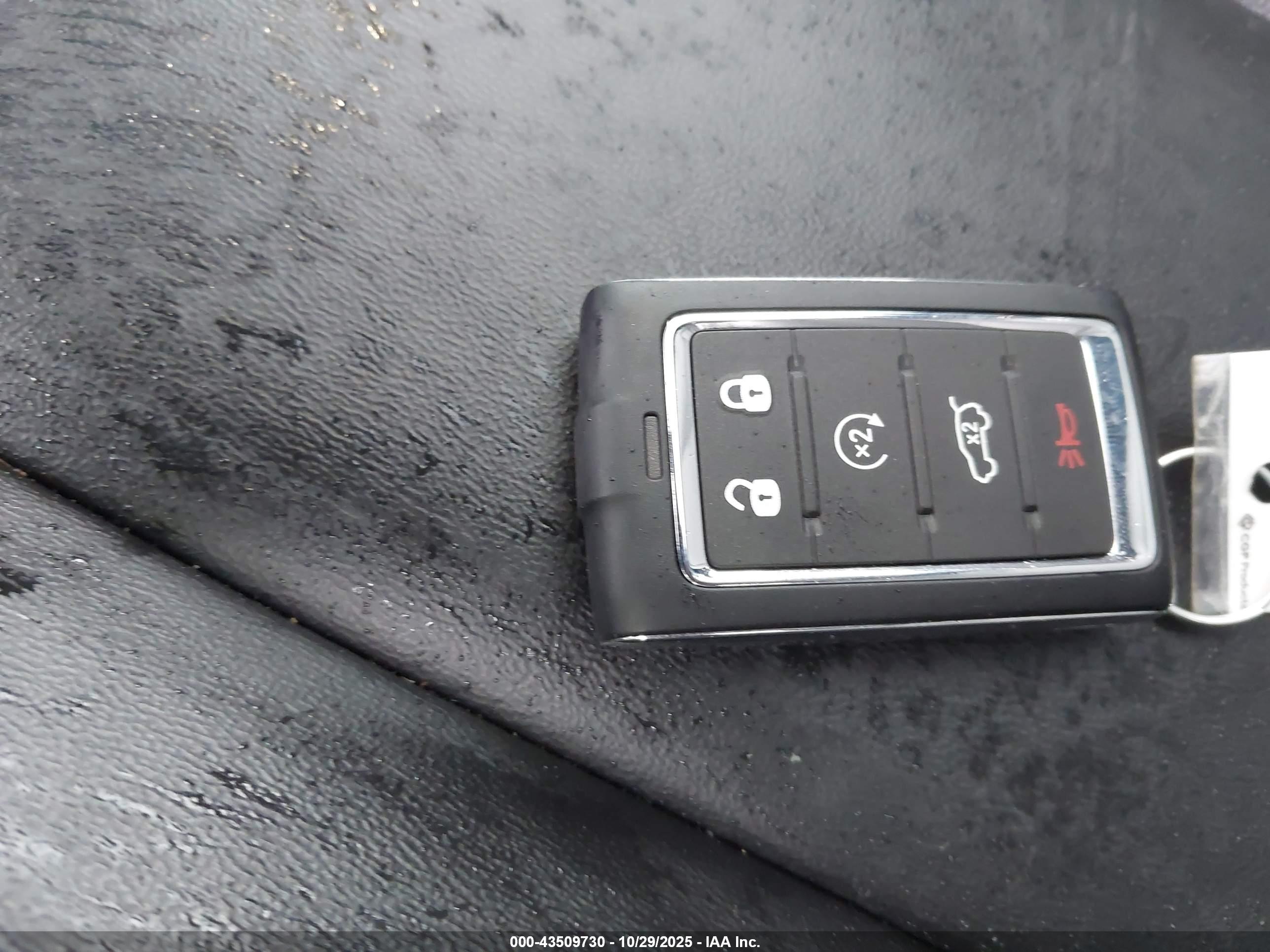 JEEP GRAND image 11