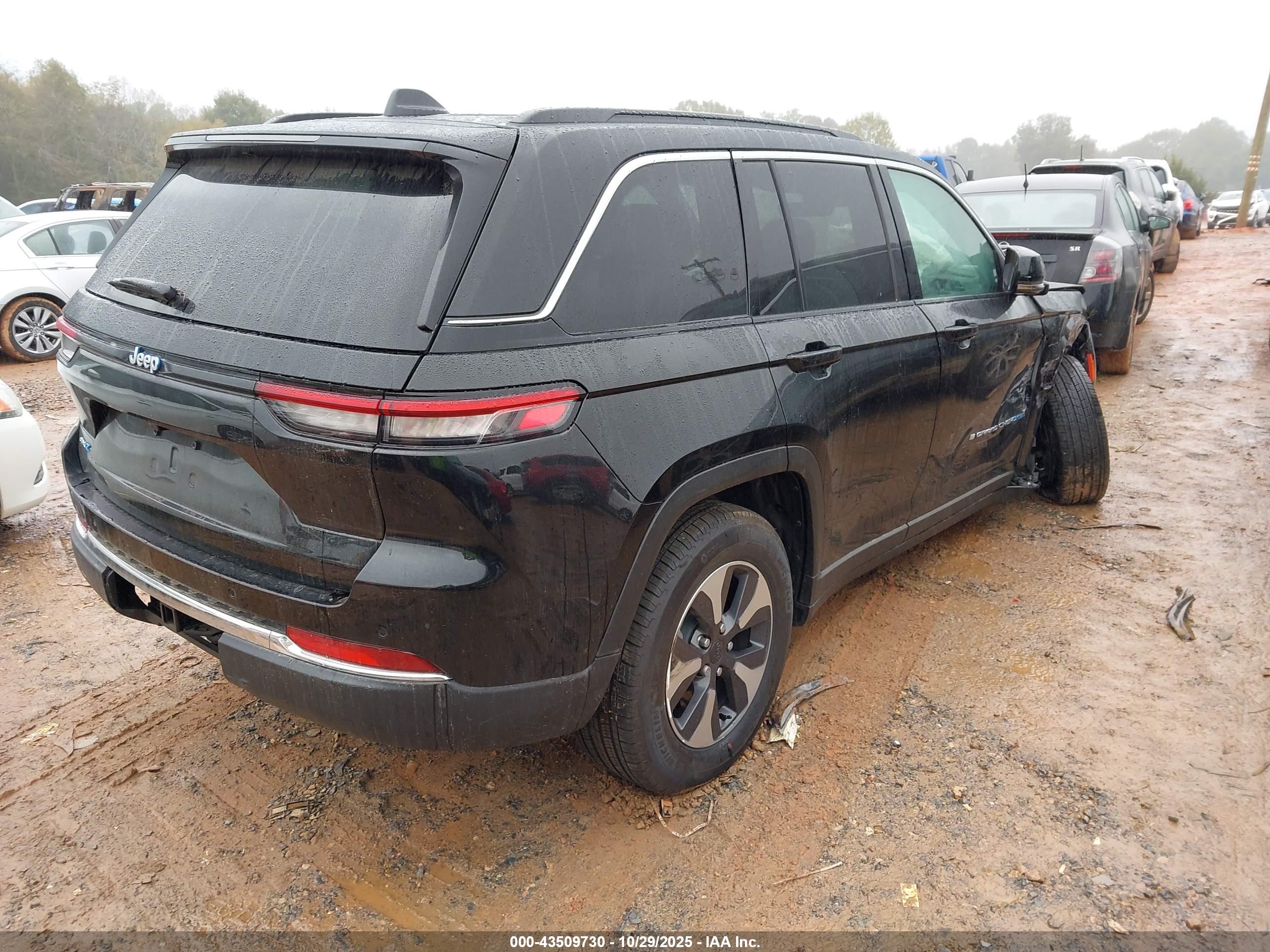JEEP GRAND image 4