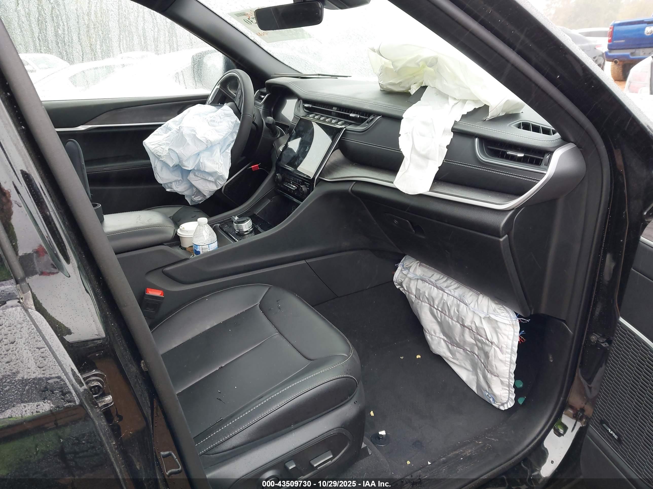 JEEP GRAND image 5