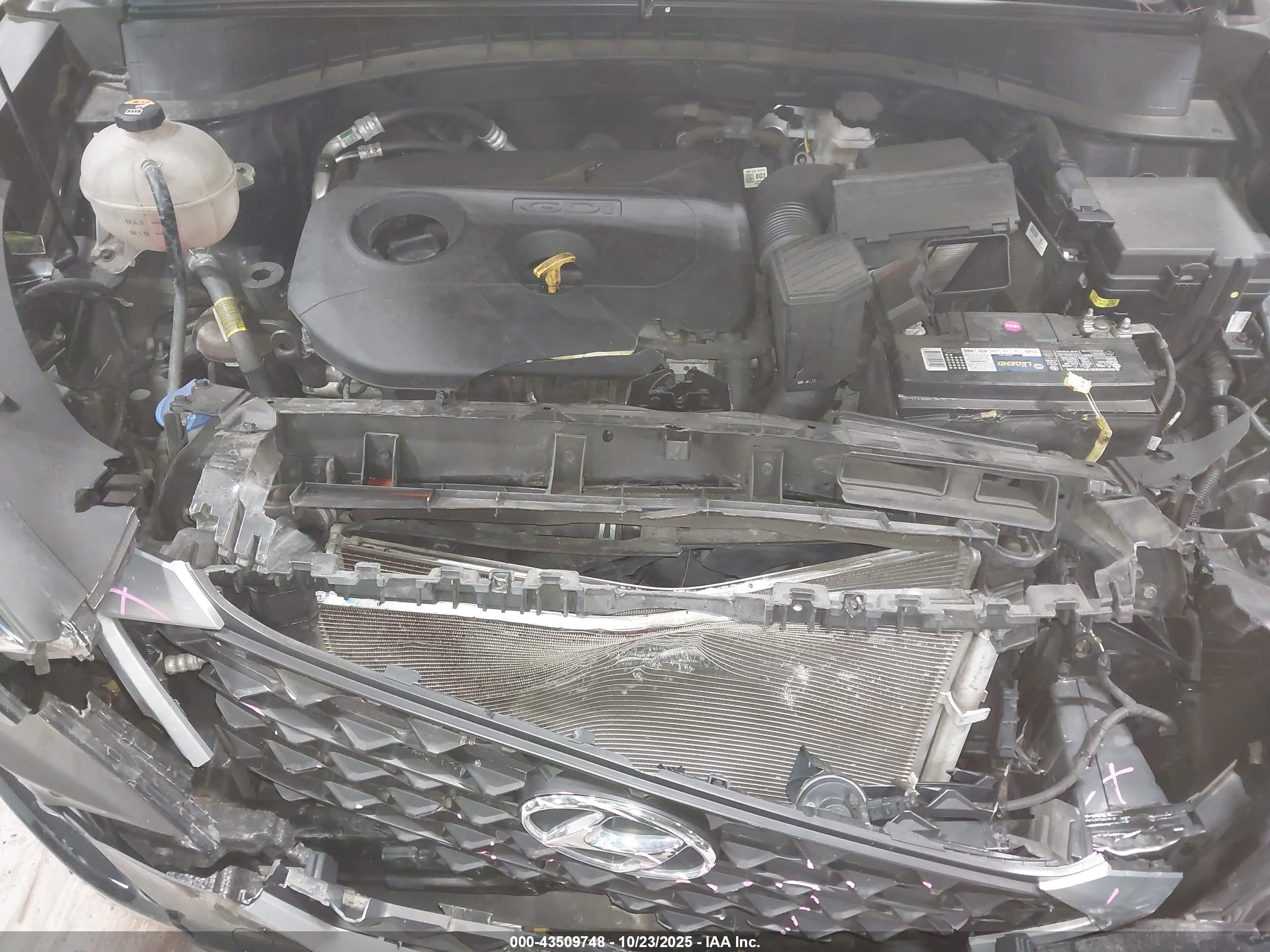HYUNDAI TUCSON image 10