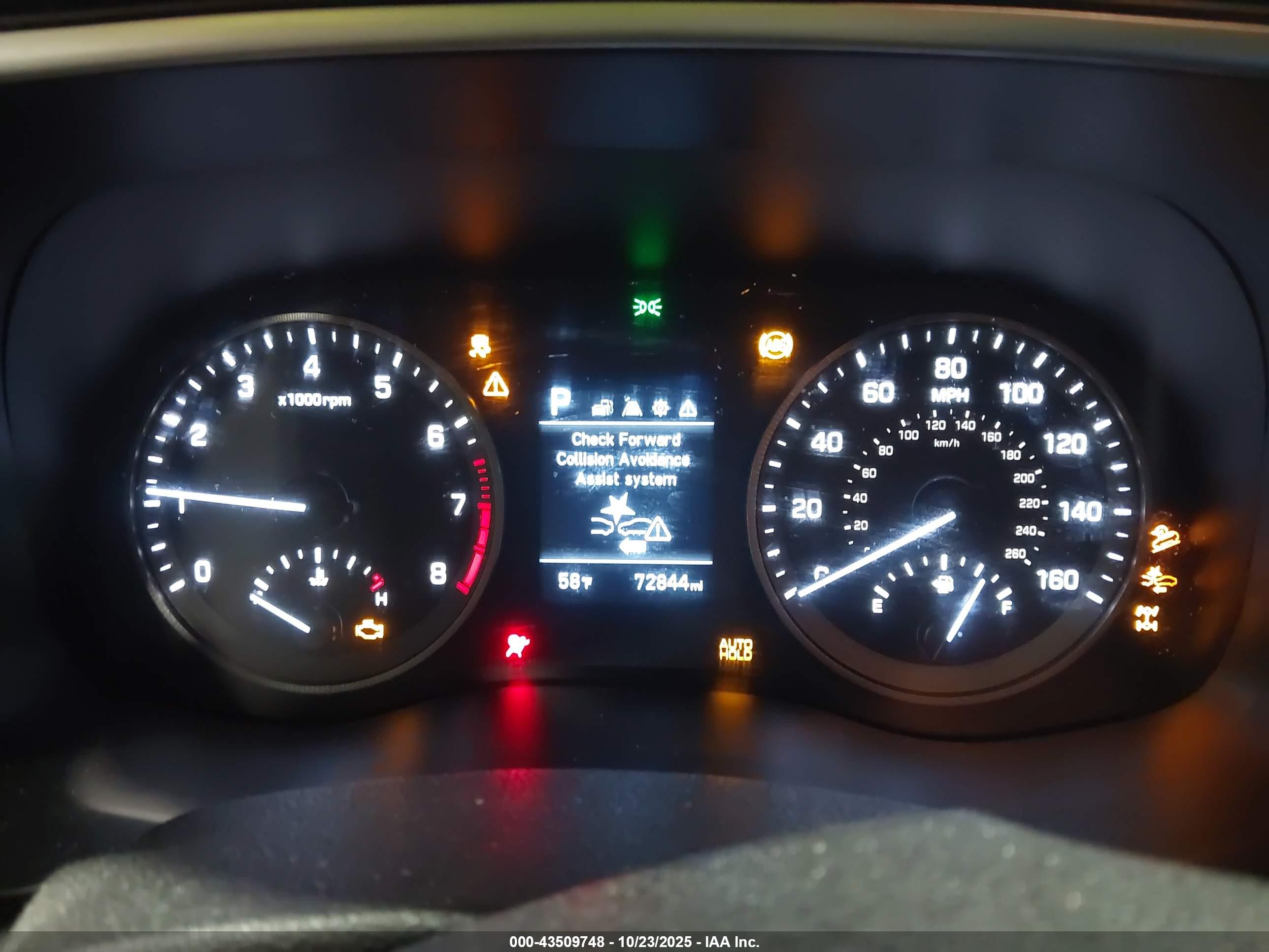 HYUNDAI TUCSON image 7