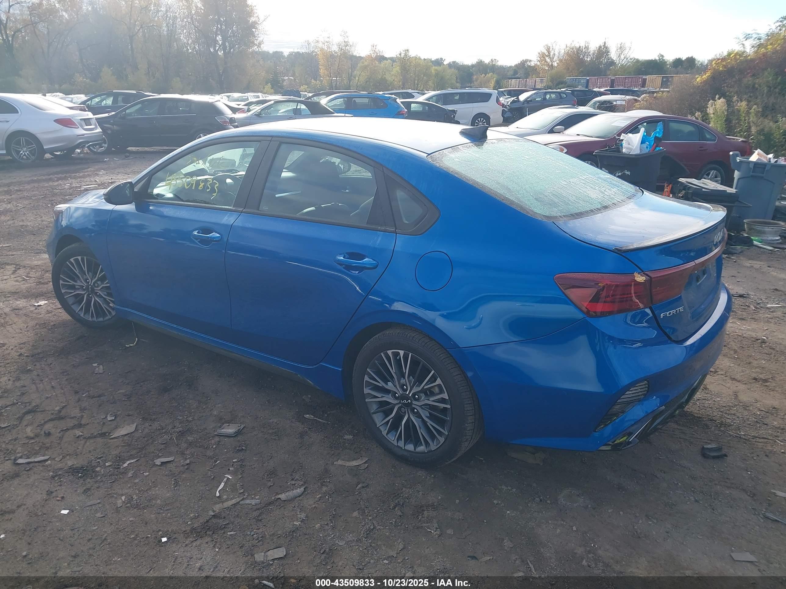 KIA FORTE image 3