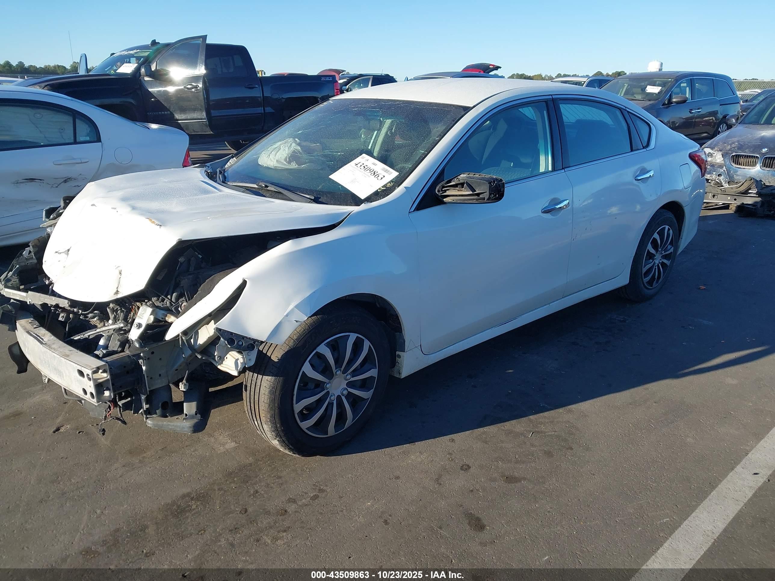 NISSAN ALTIMA image 2
