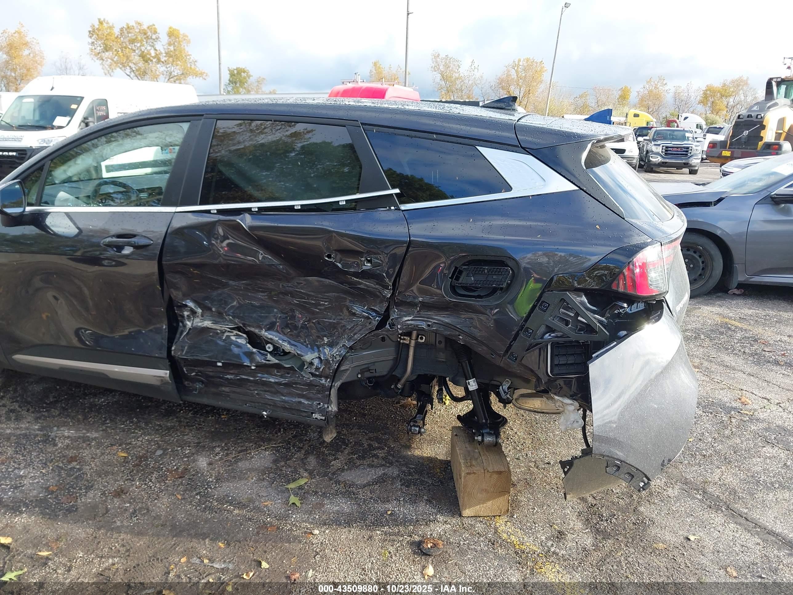 KIA SPORTAGE image 6