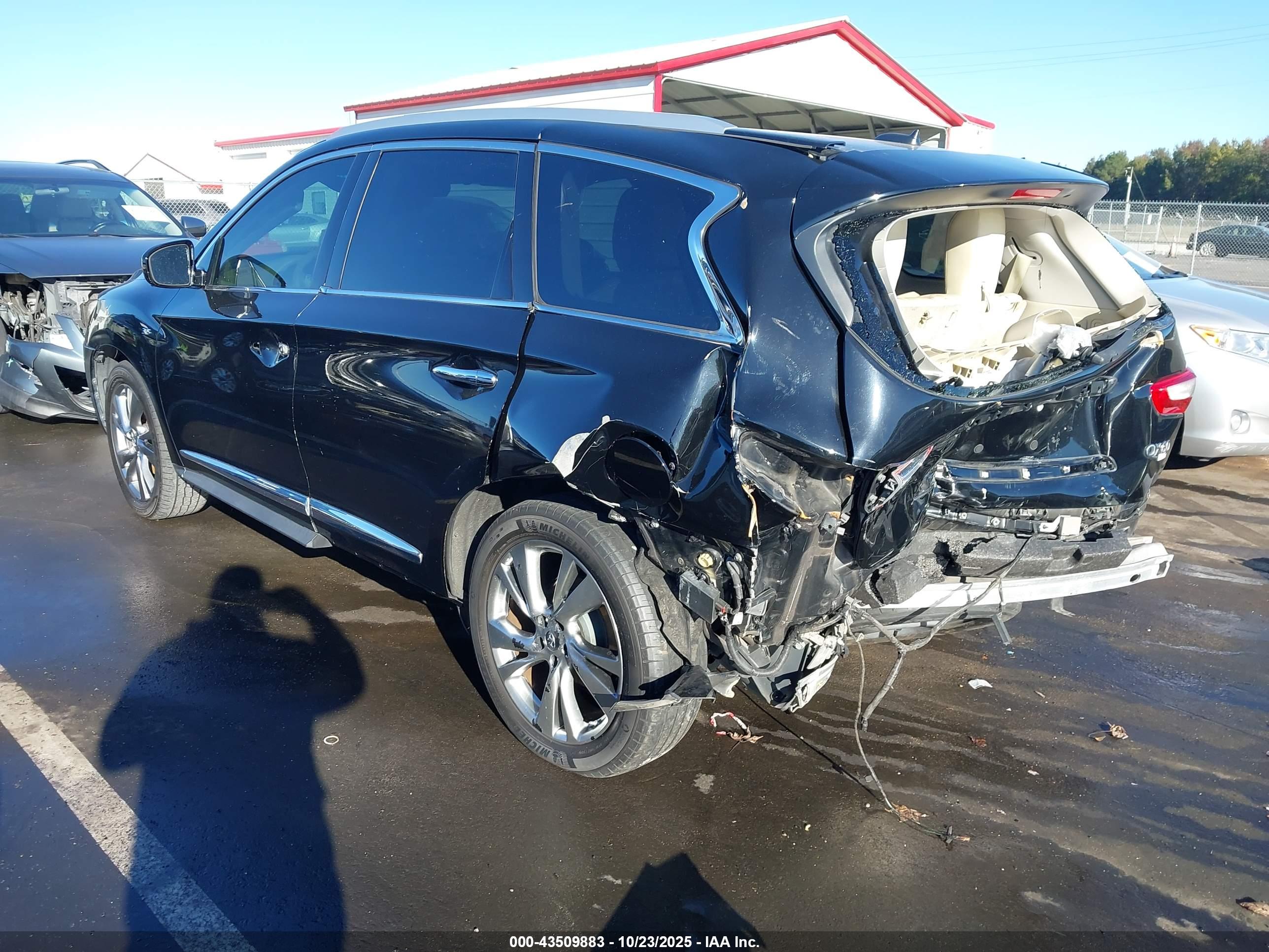 INFINITI QX60 image 3