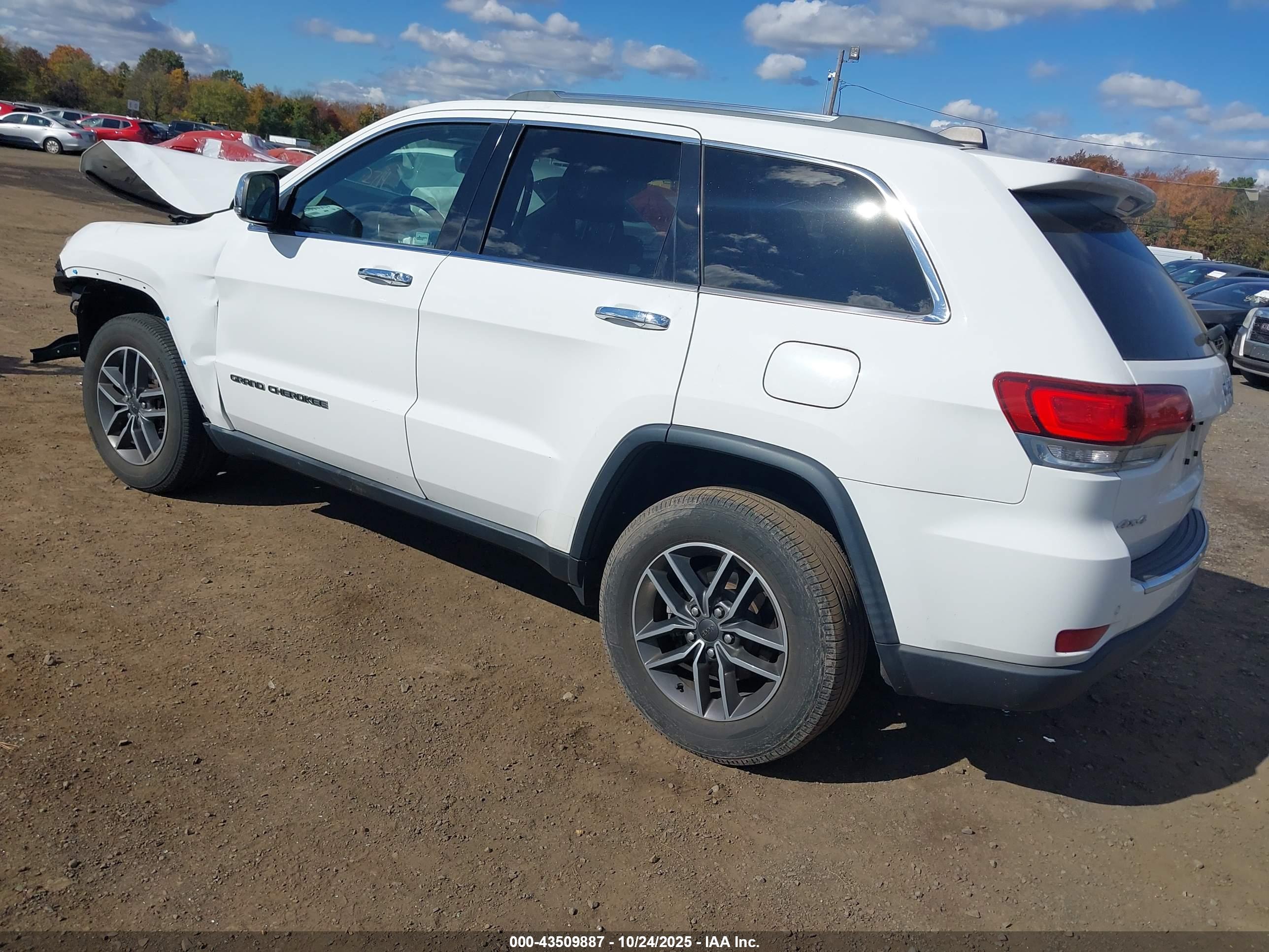 JEEP GRAND image 3