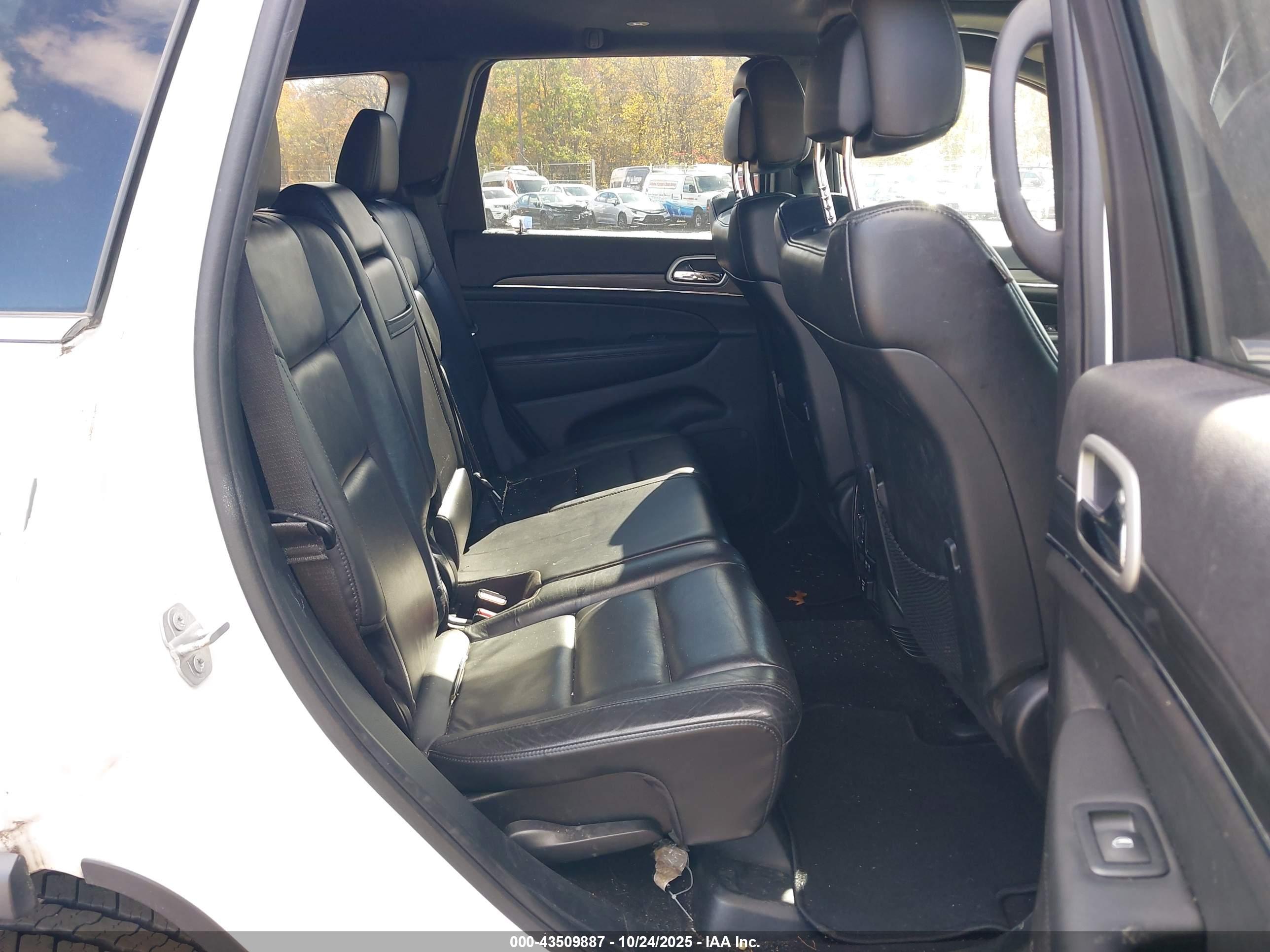 JEEP GRAND image 8